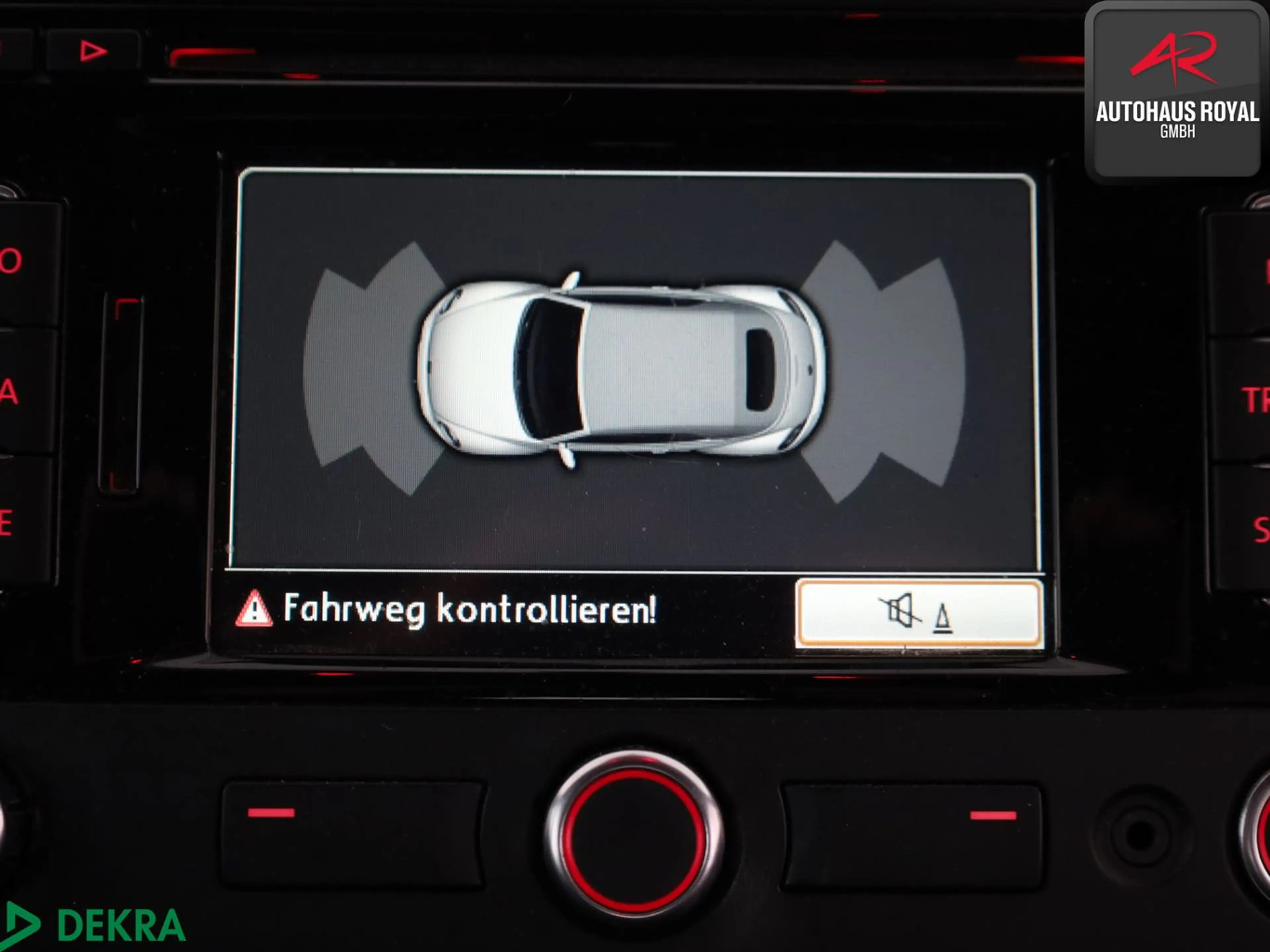 Volkswagen Beetle Cabrio 1.2 TSI NAVI,METALLIC,EINPARKHILFE — photo 13