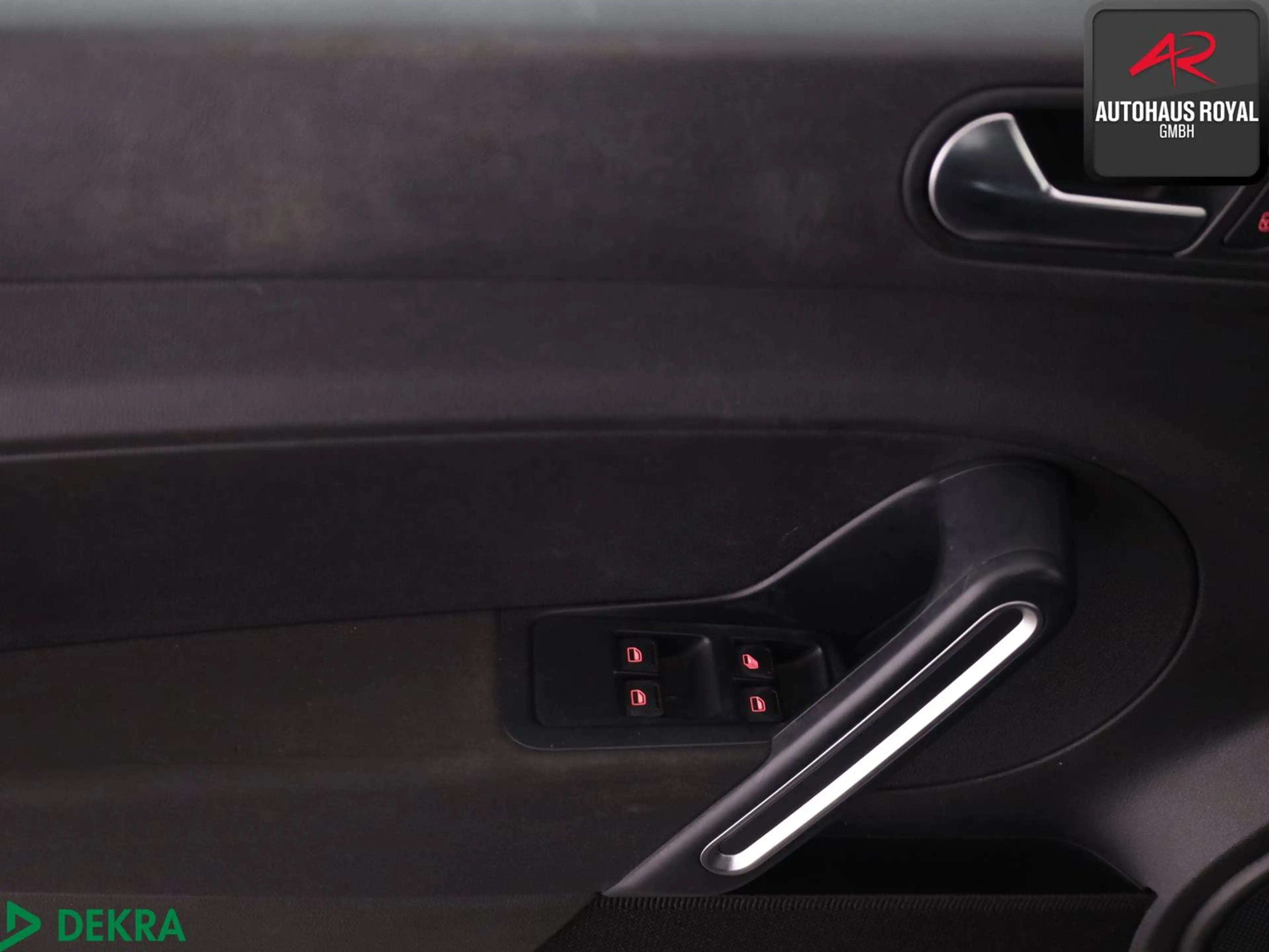Volkswagen Beetle Cabrio 1.2 TSI NAVI,METALLIC,EINPARKHILFE — photo 12