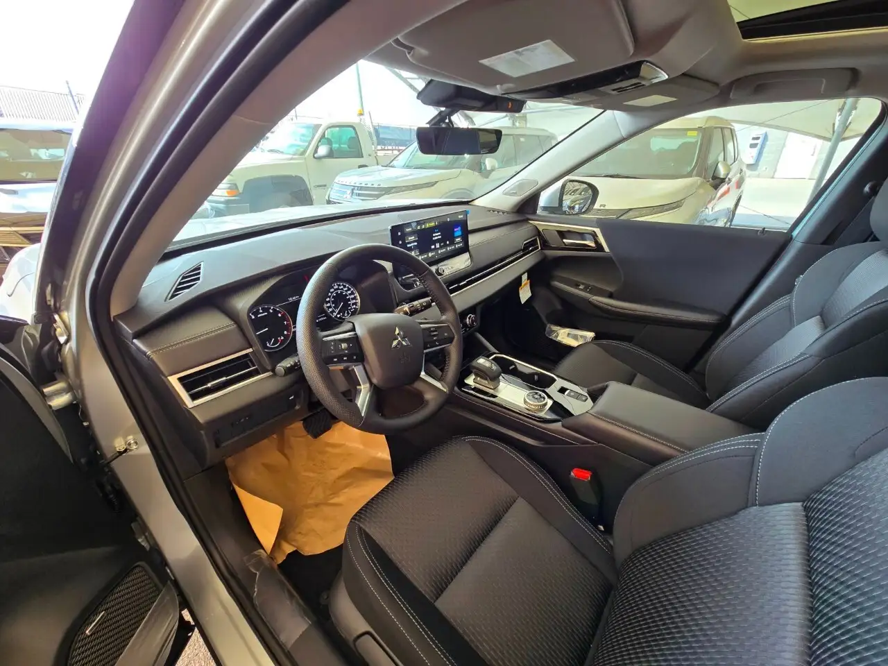 Mitsubishi Outlander fotografie Mitsubishi Outlander