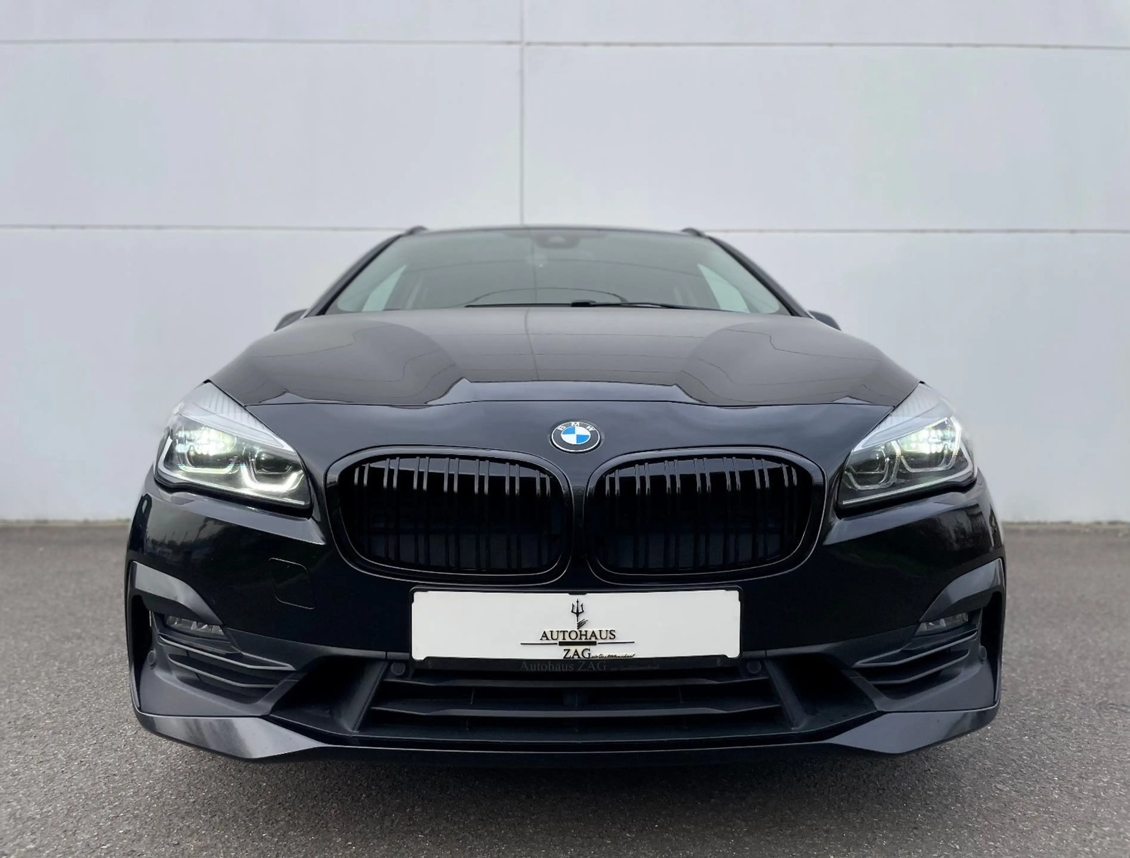 BMW 220 *SPORT LINE*T.LEDER*NAVI*AHK* — photo 2
