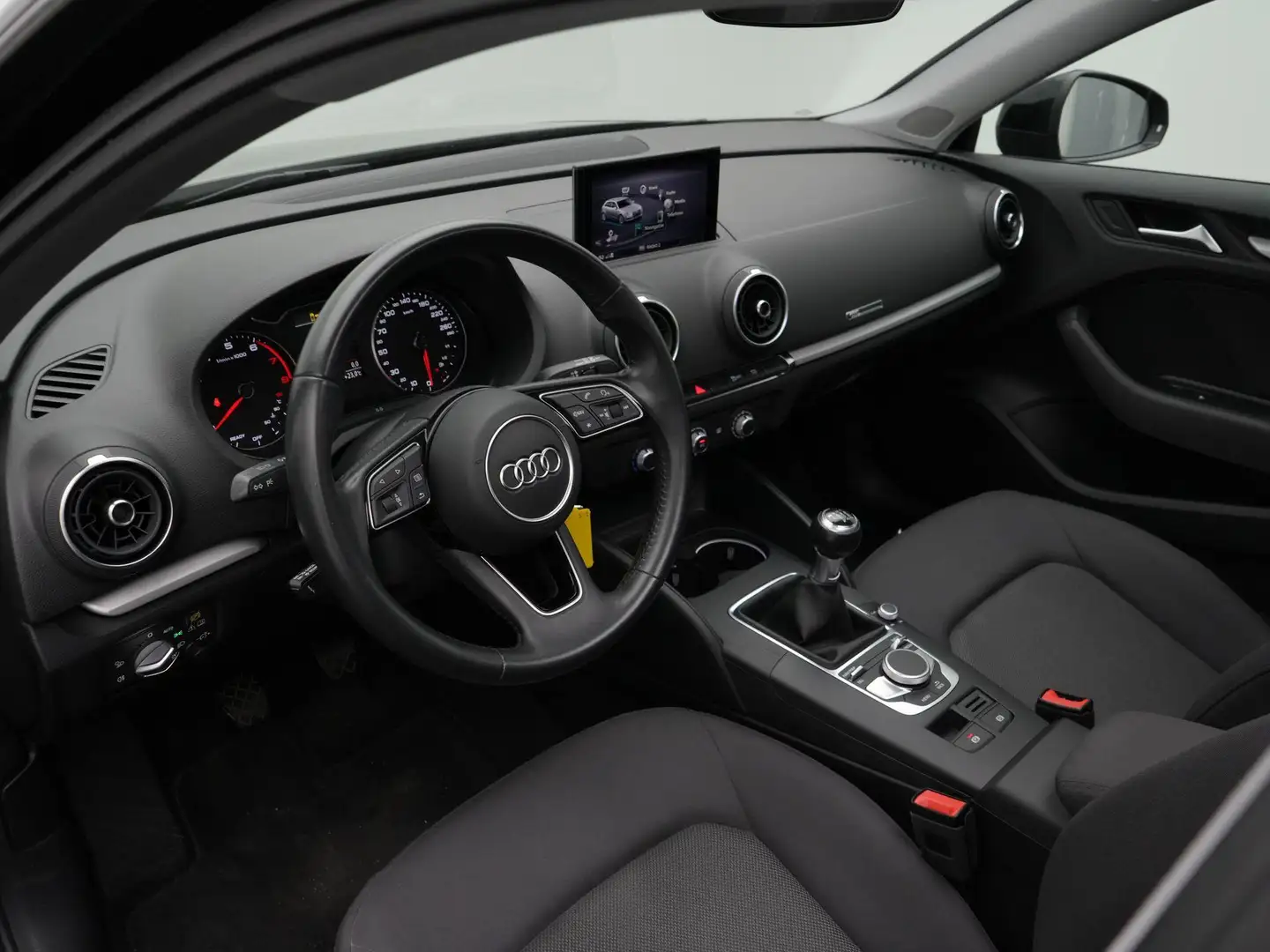 Audi A3 Sportback 1.0 TFSI 116 pk Pro Line | Panoramadak | Nero - 2