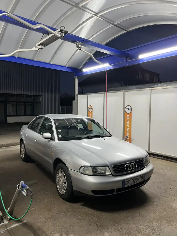 Audi A4 1.9 TDI - 110