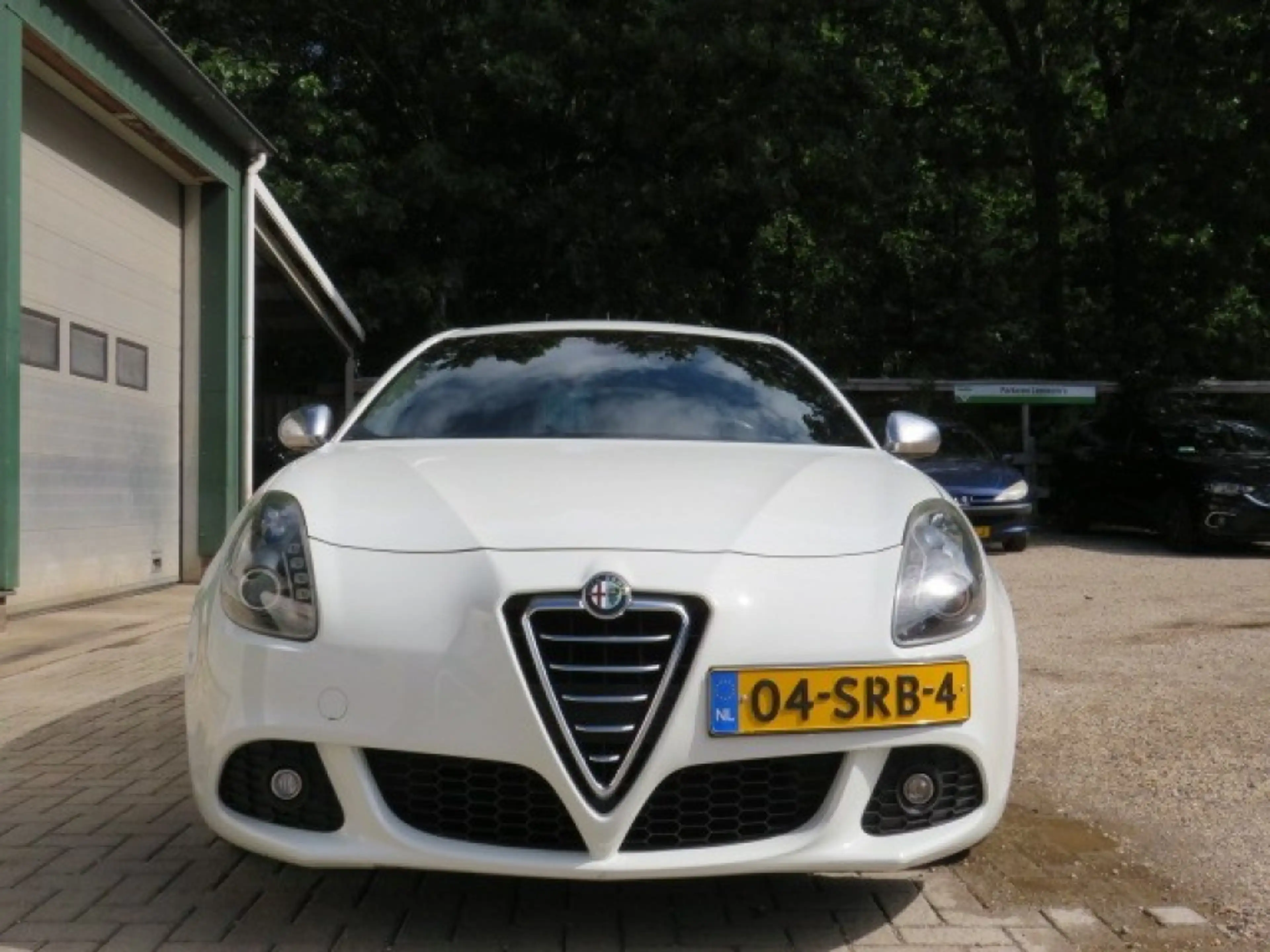 Alfa Romeo Giulietta 1.4 T DISTINCTIVE — photo 2