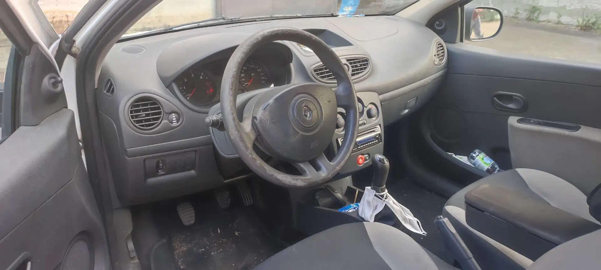 Renault Clio 3p 1.5 dci Confort 85cv fap - 2