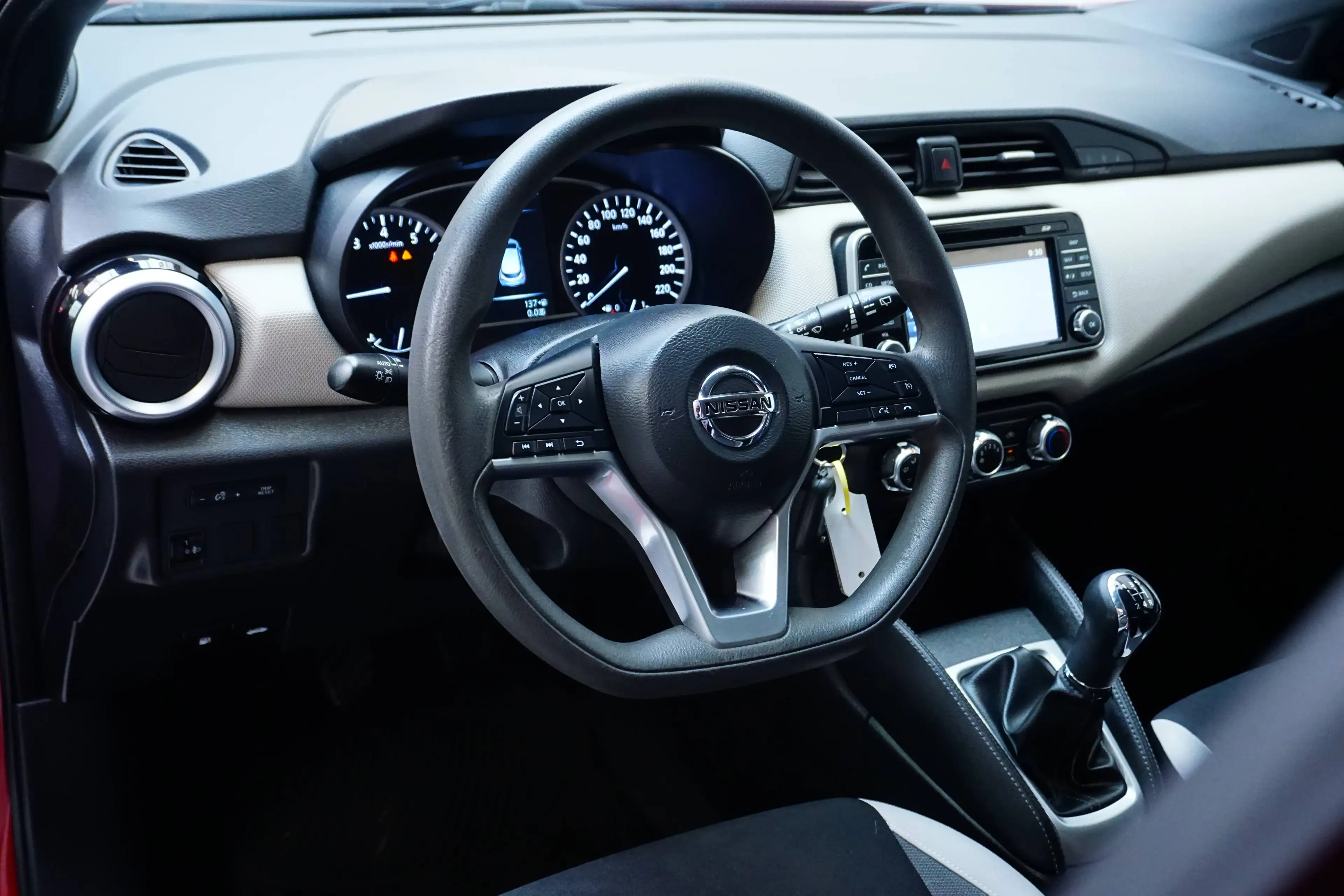 Nissan Micra 1.0i BOSE Acenta - Camera - Cruise Ctrl - Navigatie - Reservewiel — photo 8