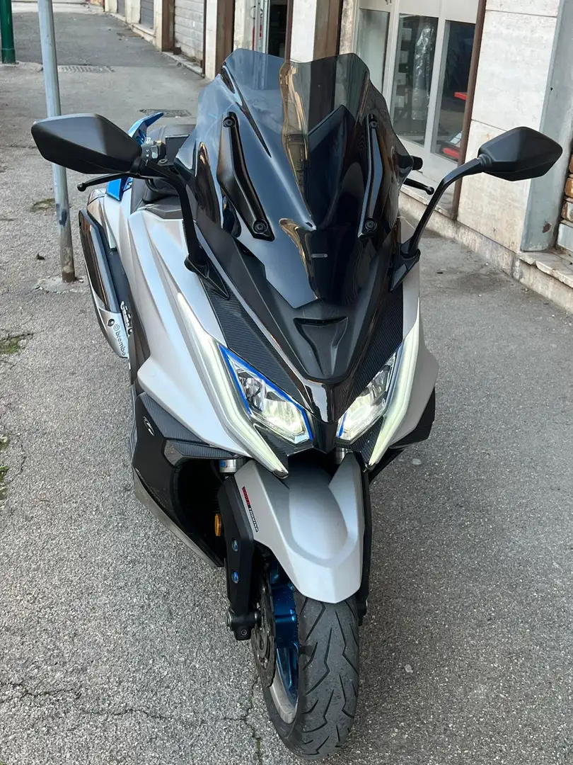 Kymco AK 550 - 1