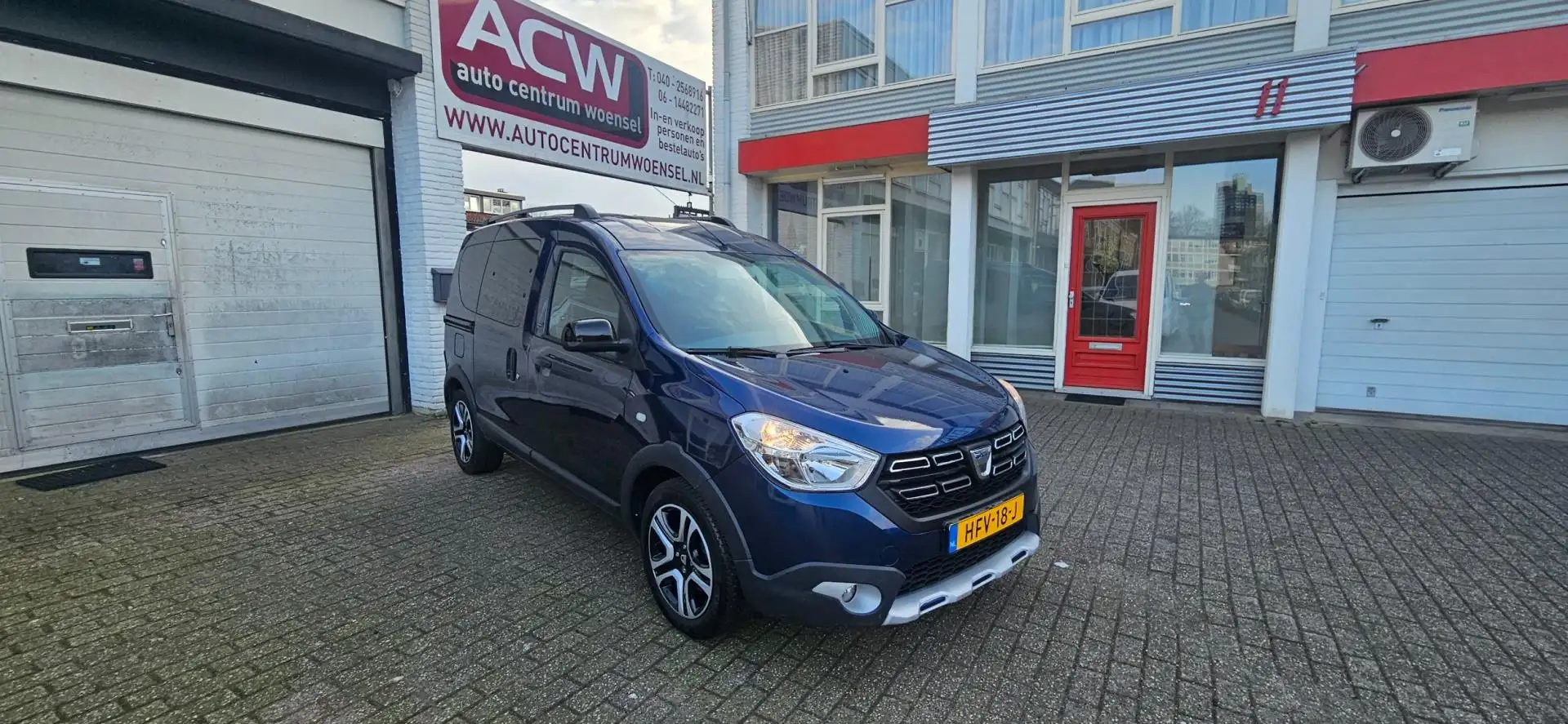 Dacia Dokker 1.2 TCe Stepway Azul - 2