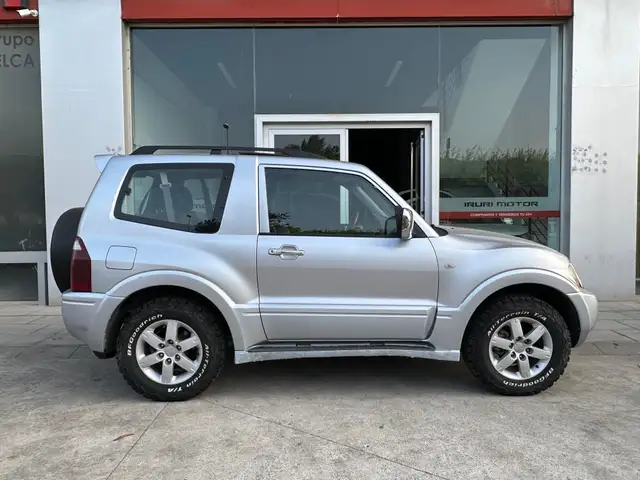 Mitsubishi Montero 3.2DI-D Intense Kaiteki Aut.