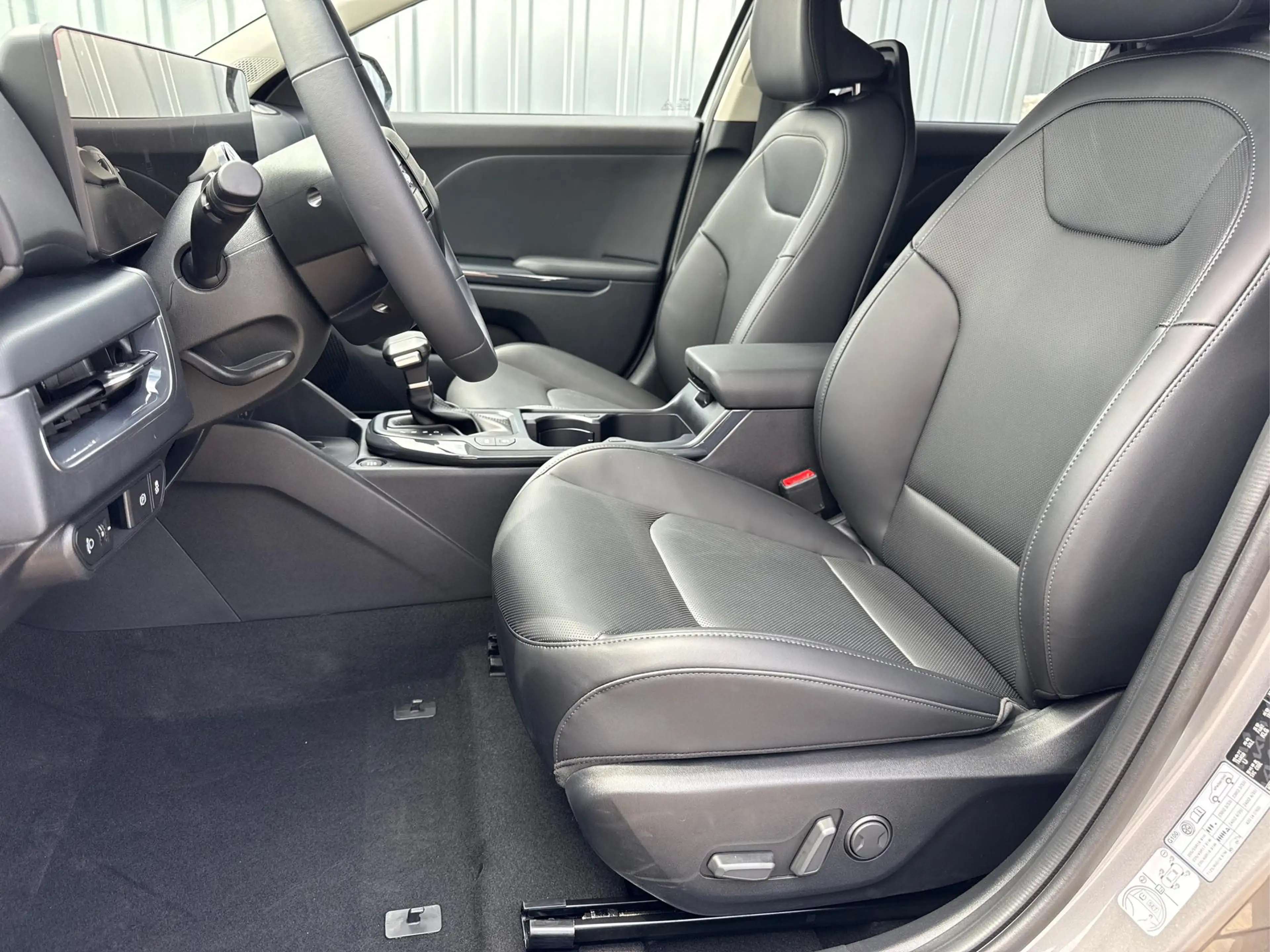 Kia K4 TOP 1,6 T-GDI DCT7 132 KW (179 PS)-Navi-Leder-e... — photo 13