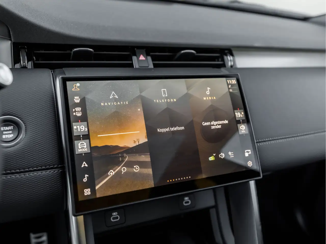 Land Rover Discovery Sport 2026 — фото 12