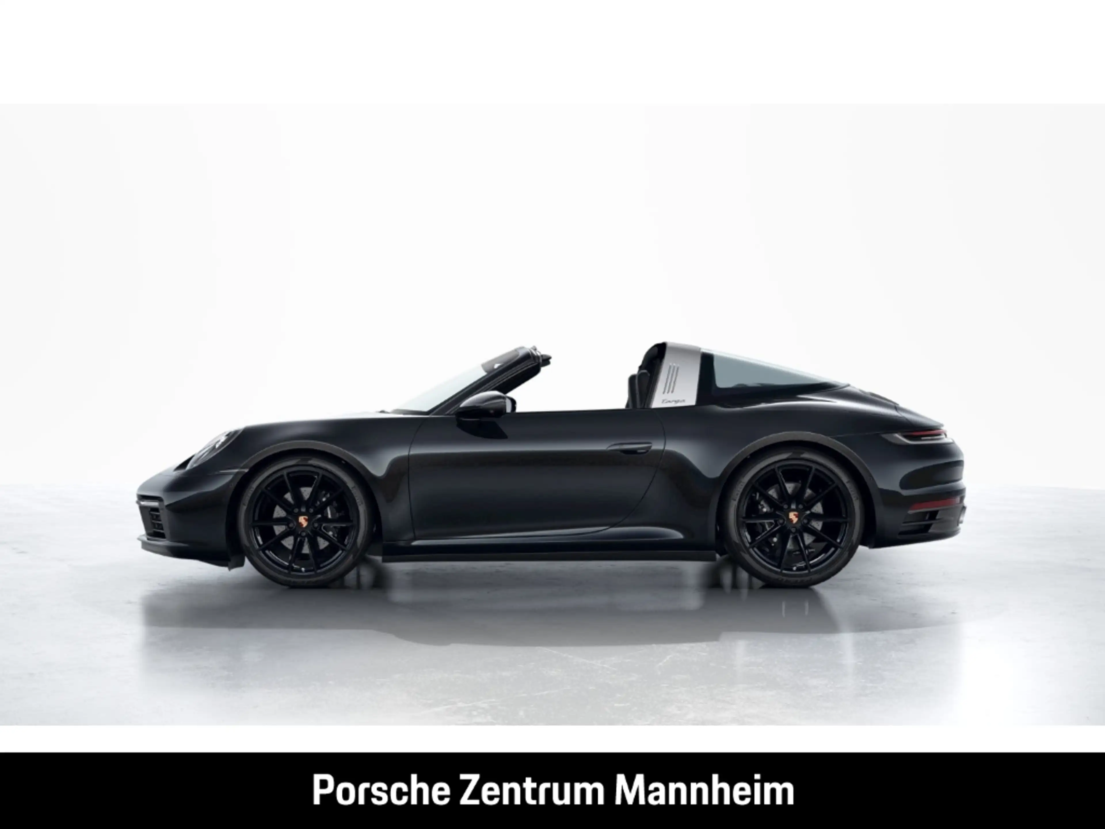Porsche 992 (911) Targa 4 — photo 2