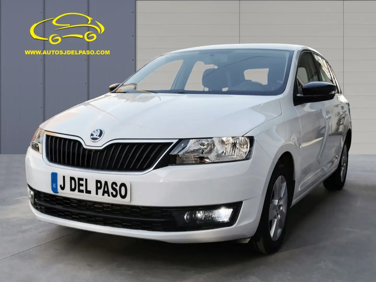 Skoda Rapid/Spaceback 1.2 TSI Ambition 66kW Blanc - 1