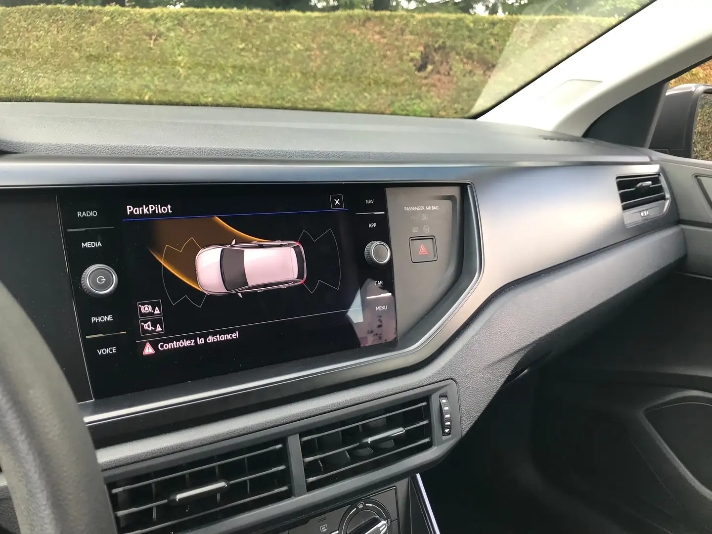 Volkswagen Polo Polo 1.0 i - GPS/PDC av & arr/Navi/Carplay/A.C ... Noir - 2