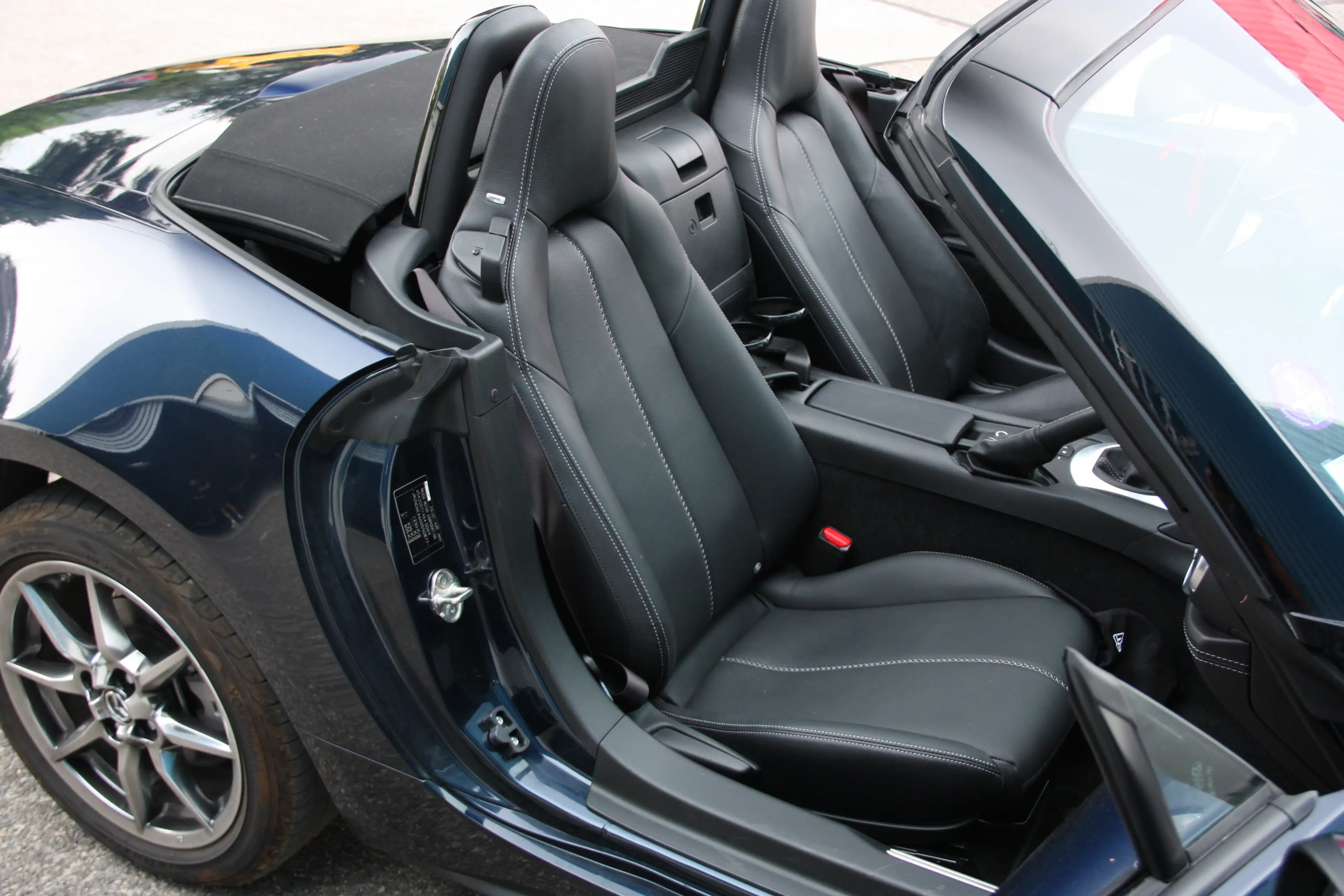 Mazda MX-5 MX-5 RF 1.5L SKYACTIV-G 132 ch Selection — photo 14