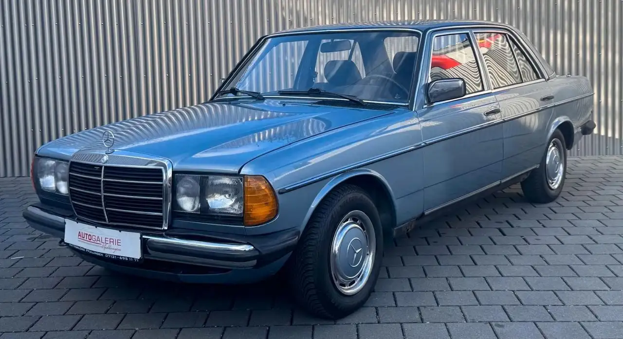 Mercedes-Benz E 200 Servolenkung Schiebedach Bluetooth, foto 1