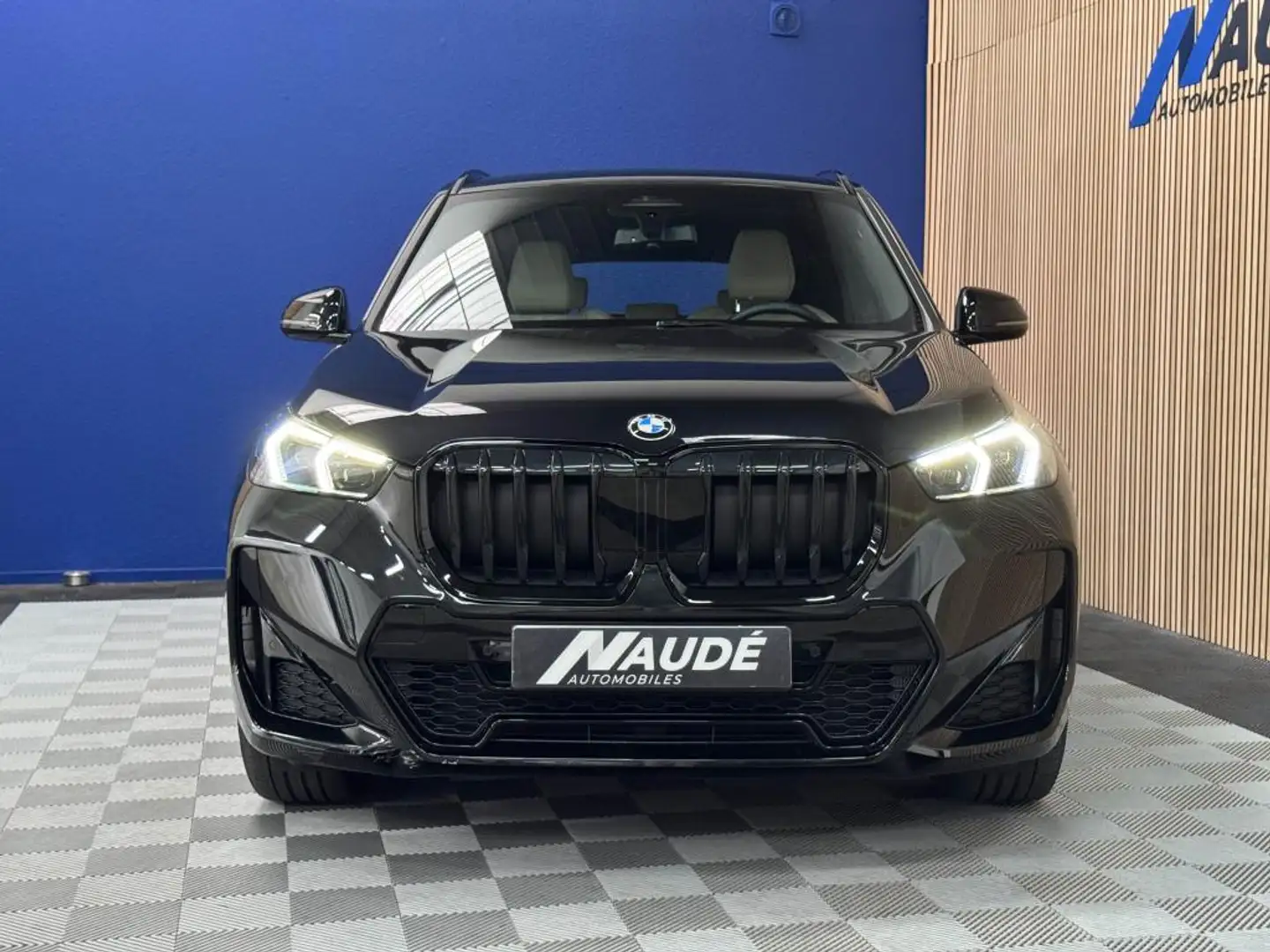 BMW X1 20i 170 CH SDrive M Sport - Première Main Schwarz - 2