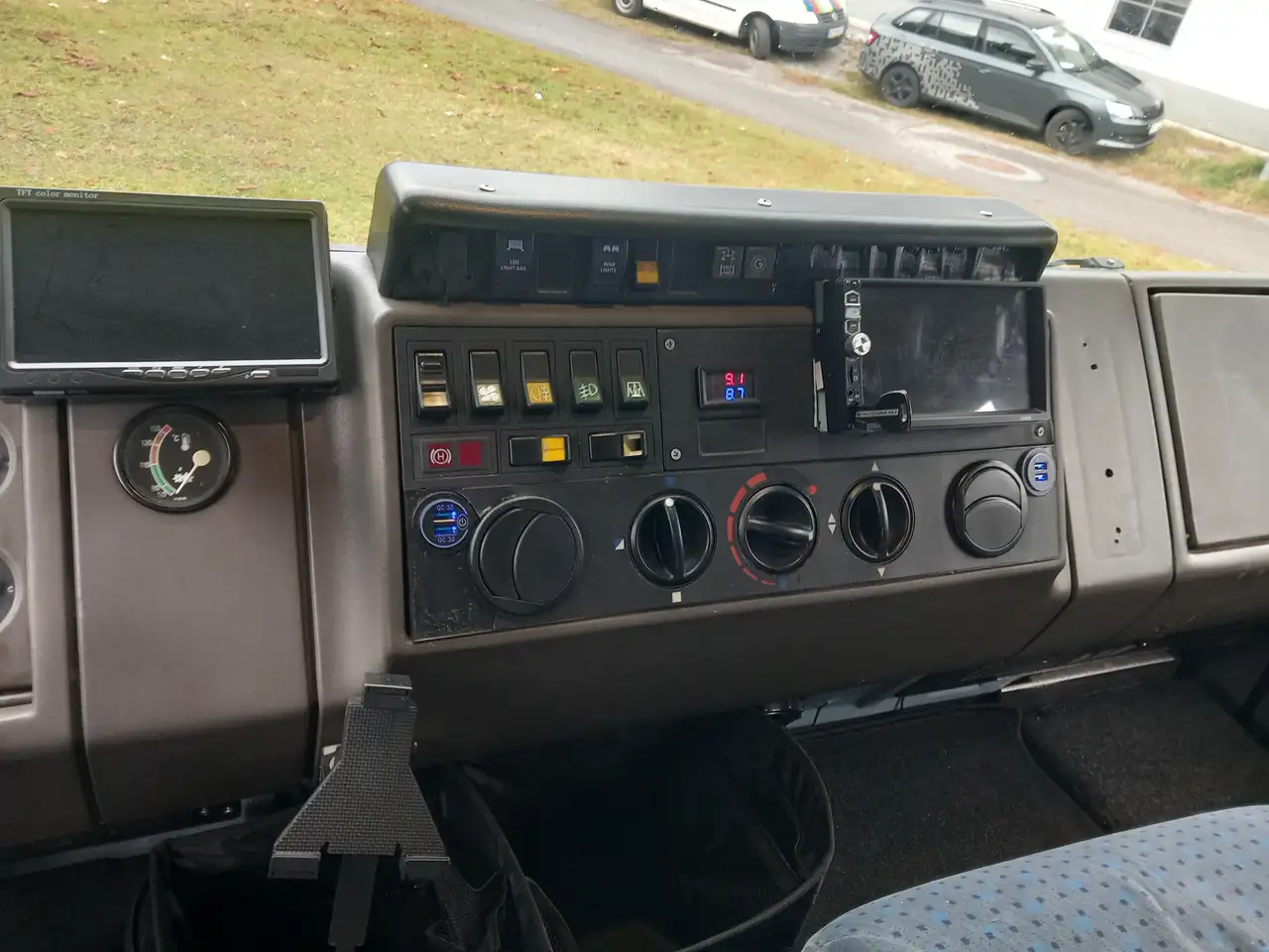 Iveco 120-25, foto 12