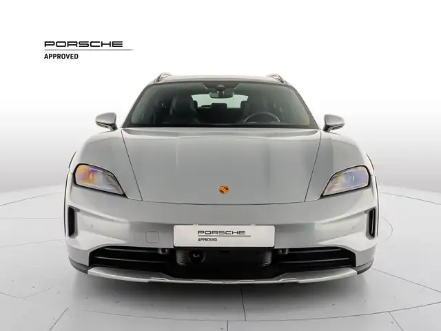 Porsche Taycan view 4