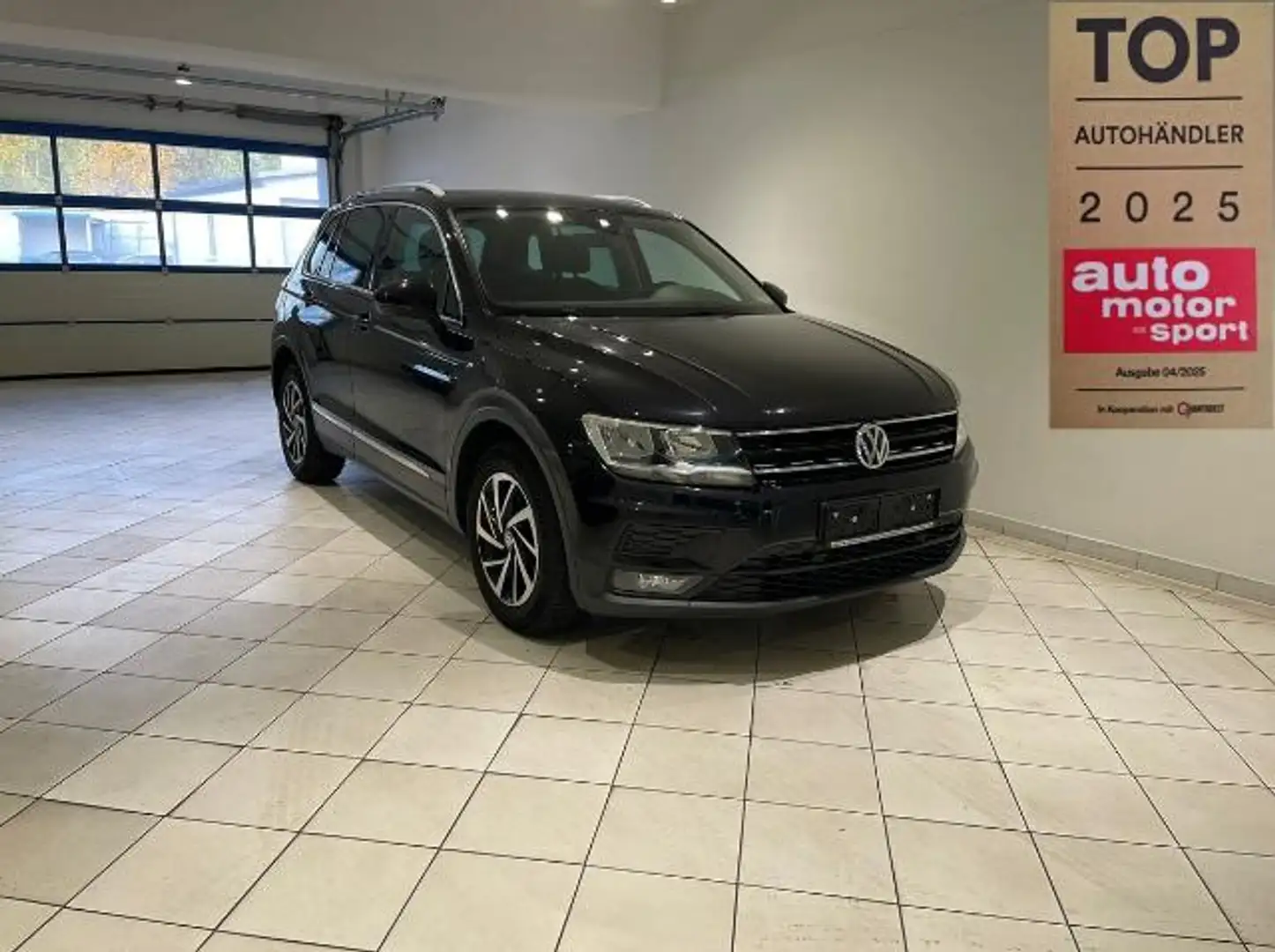 Volkswagen Tiguan Schwarz - 1