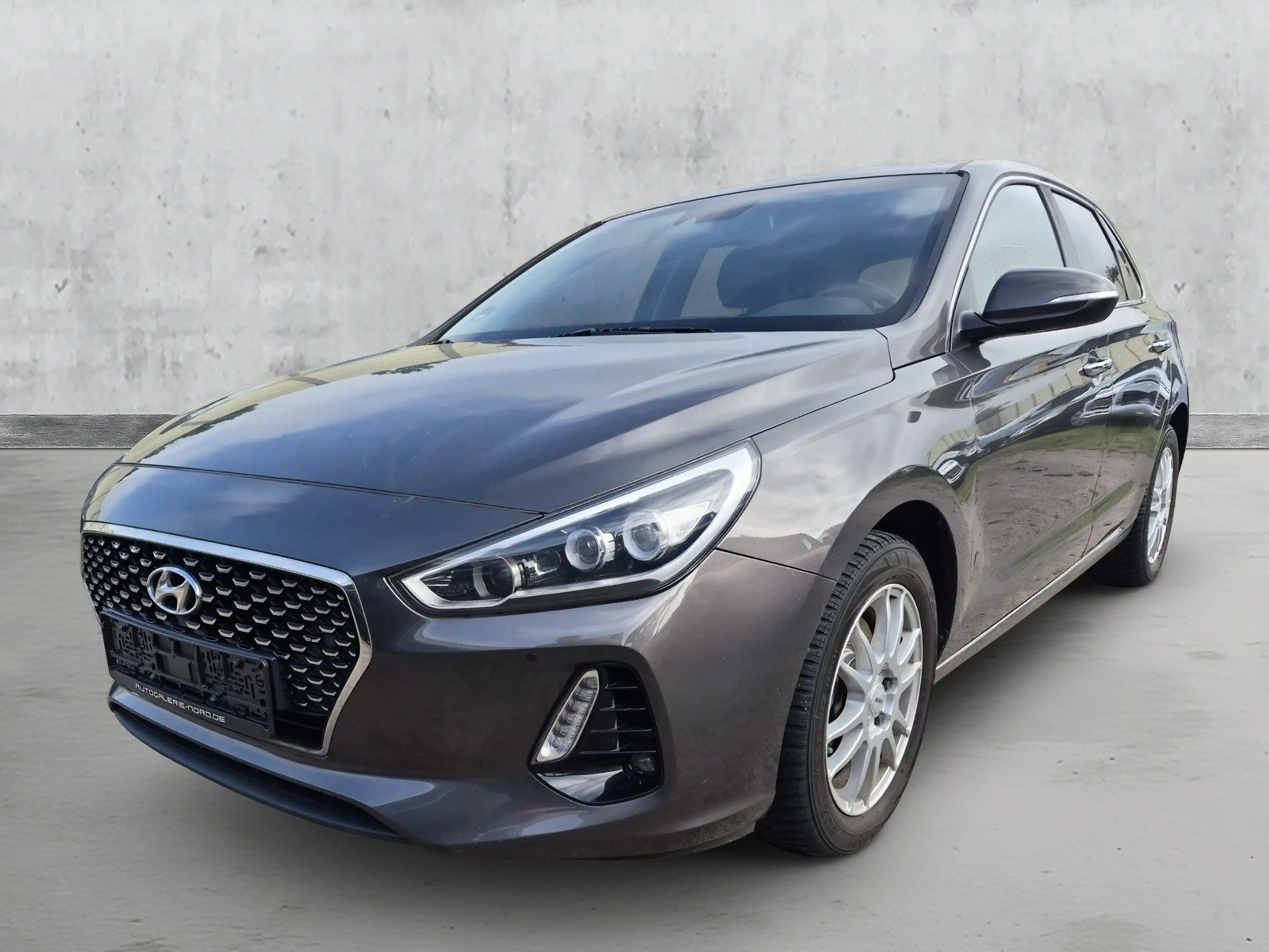 Hyundai i30 Premium LED-SW+ACC+Winter-Paket+SmartKey+Assists — photo 2