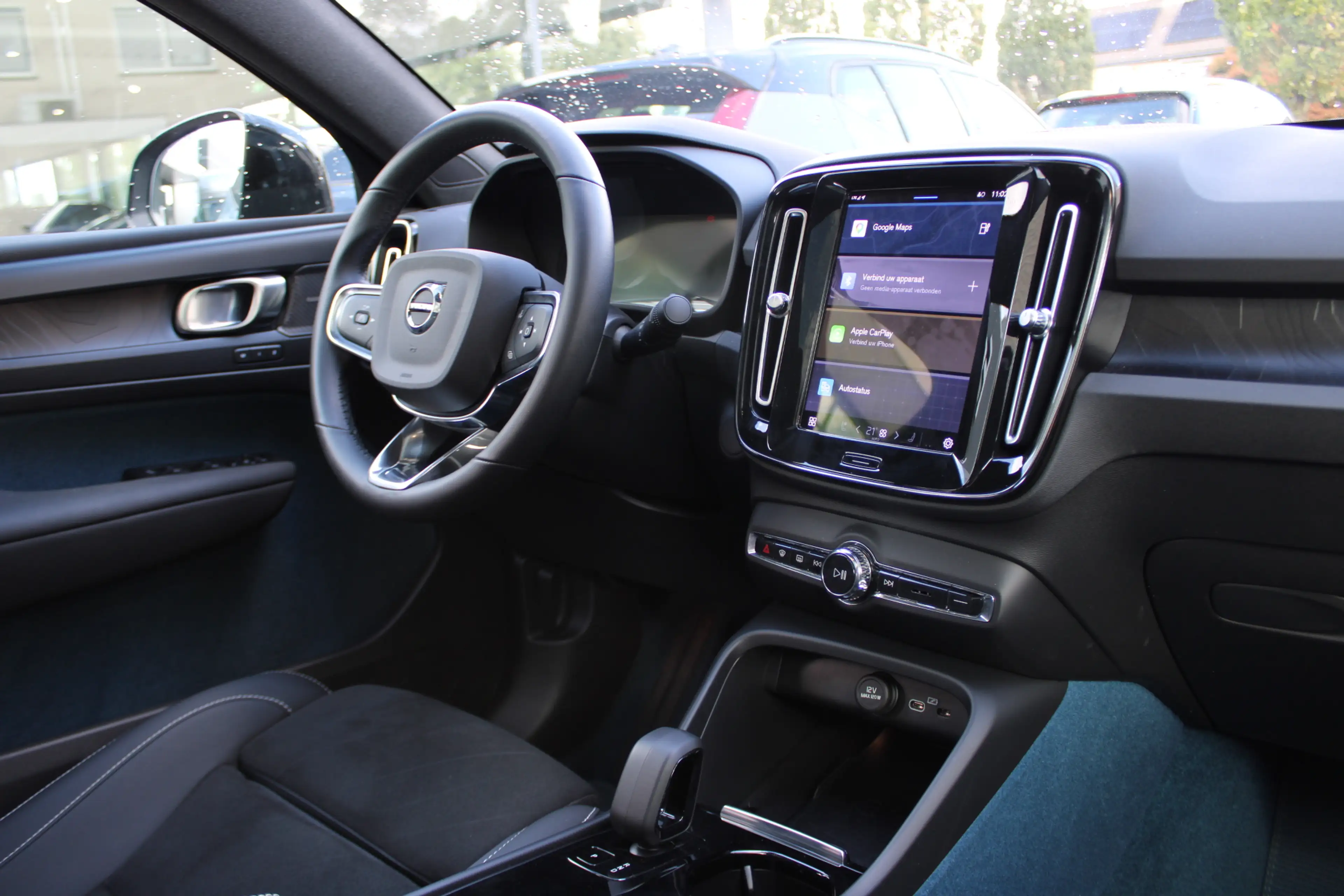 Volvo C40 408PK Twin Ultimate 78 kWh | Panoramadak | H/K | L — photo 6