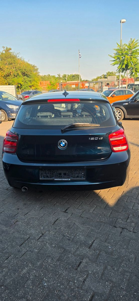 BMW 120 d   Tüv Neu — photo 11
