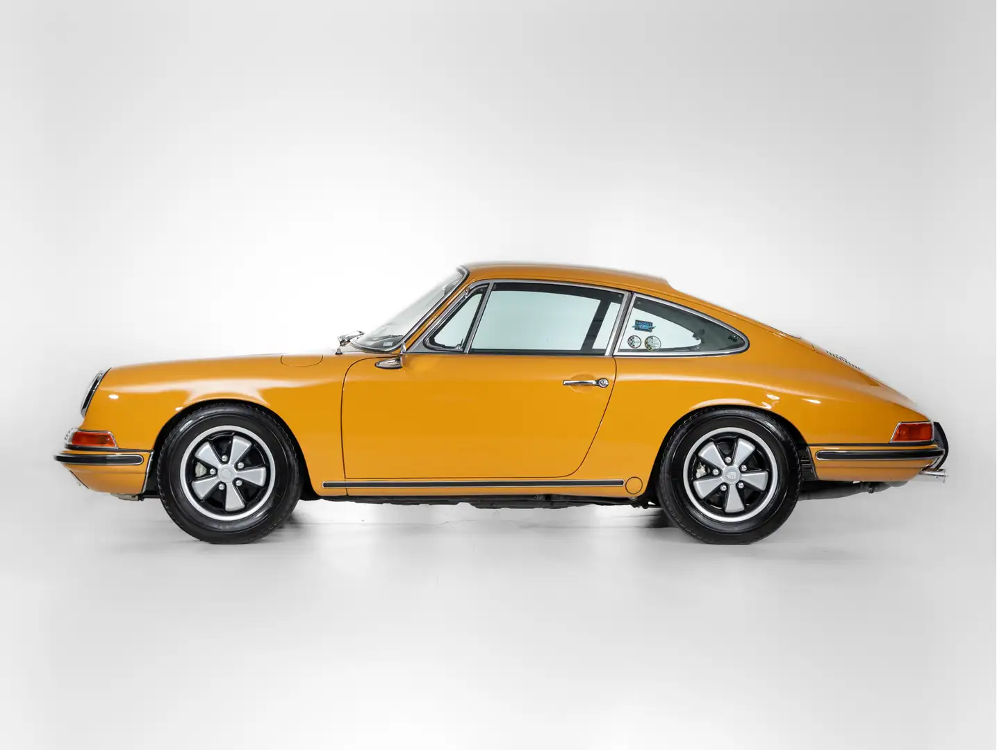 Porsche 992 2.0 S SWB Coupe žuta - 2
