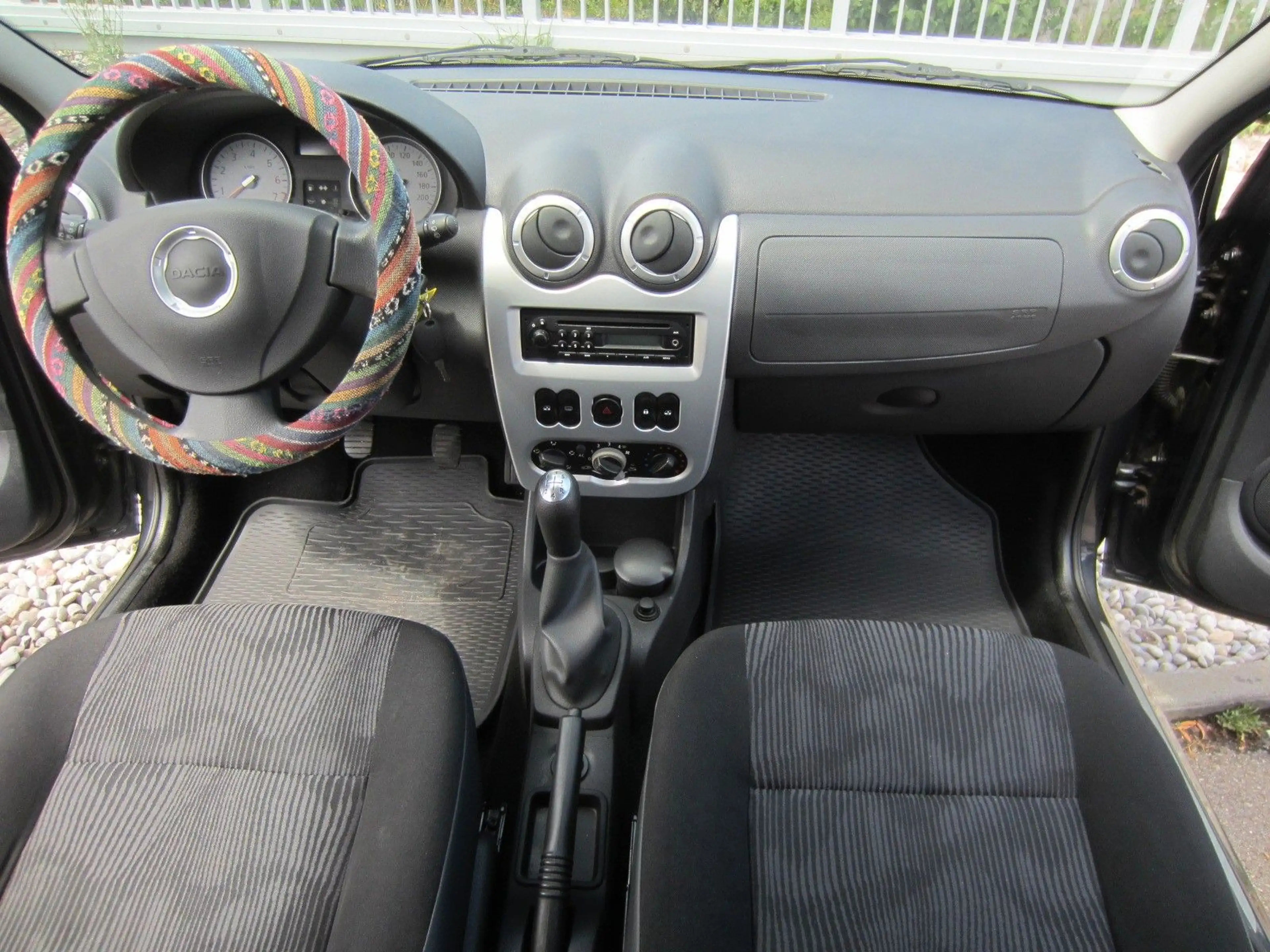 Dacia Logan MCV Kombi Laureate — photo 3