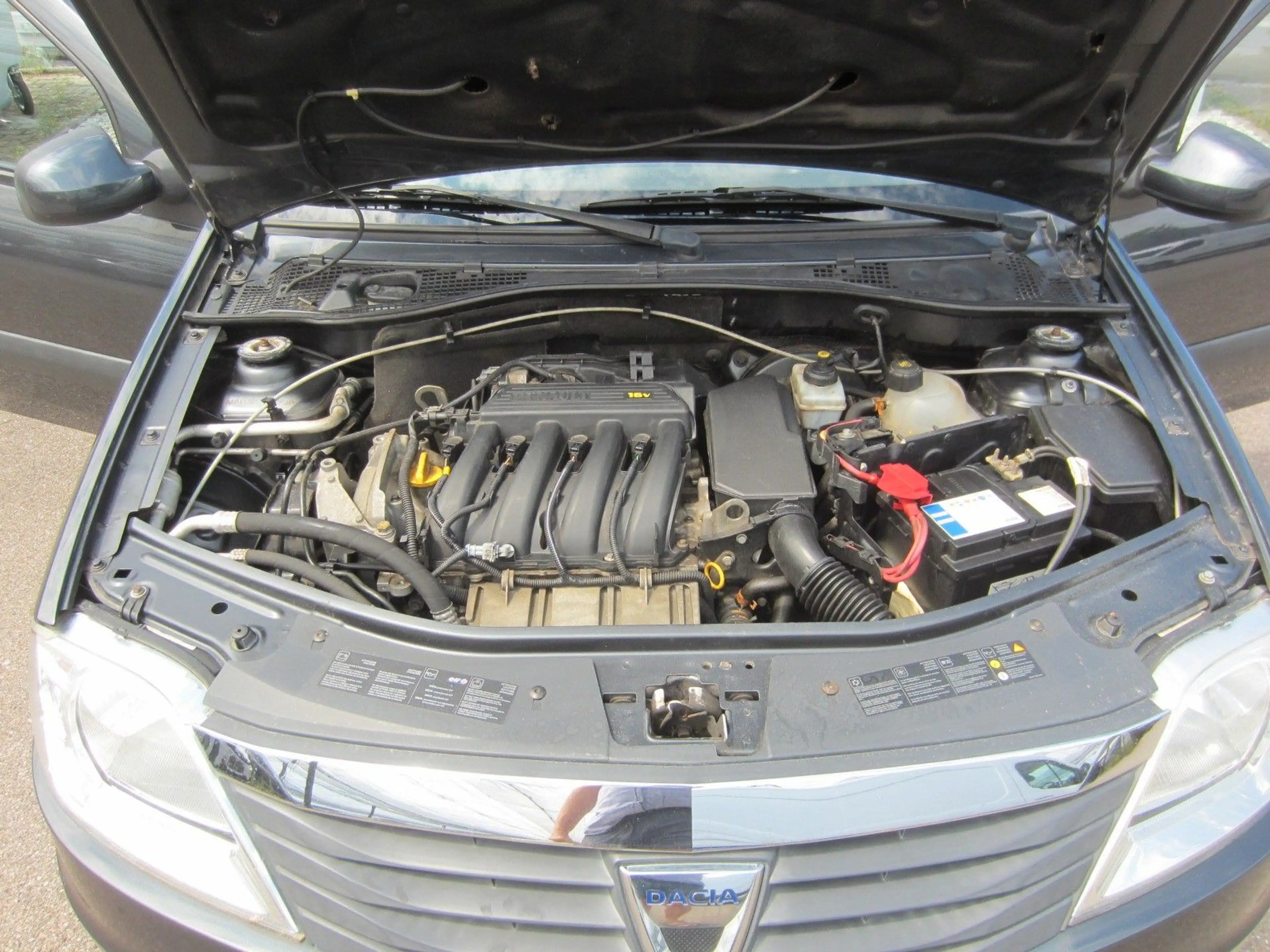 Dacia Logan MCV Kombi Laureate — photo 12