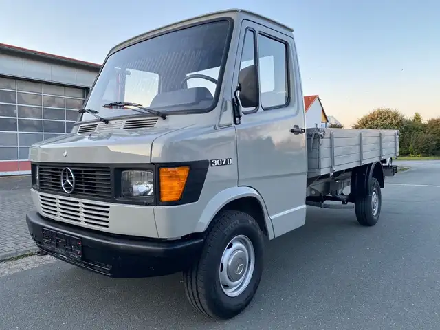 Mercedes-Benz A 307 T1 Bremer Pritsche 1.Hand 26Tkm der Beste?