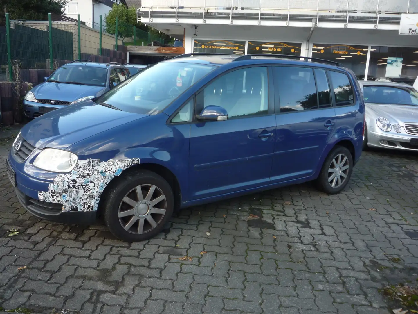 Volkswagen Touran Trendline Blau - 1