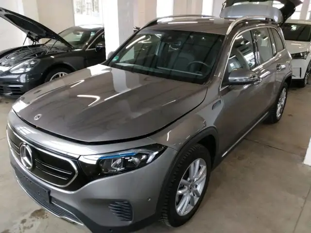 Mercedes-Benz EQB 300 4Matic Progressive *Advanced Plus*KAMERA*Sitzhzg*