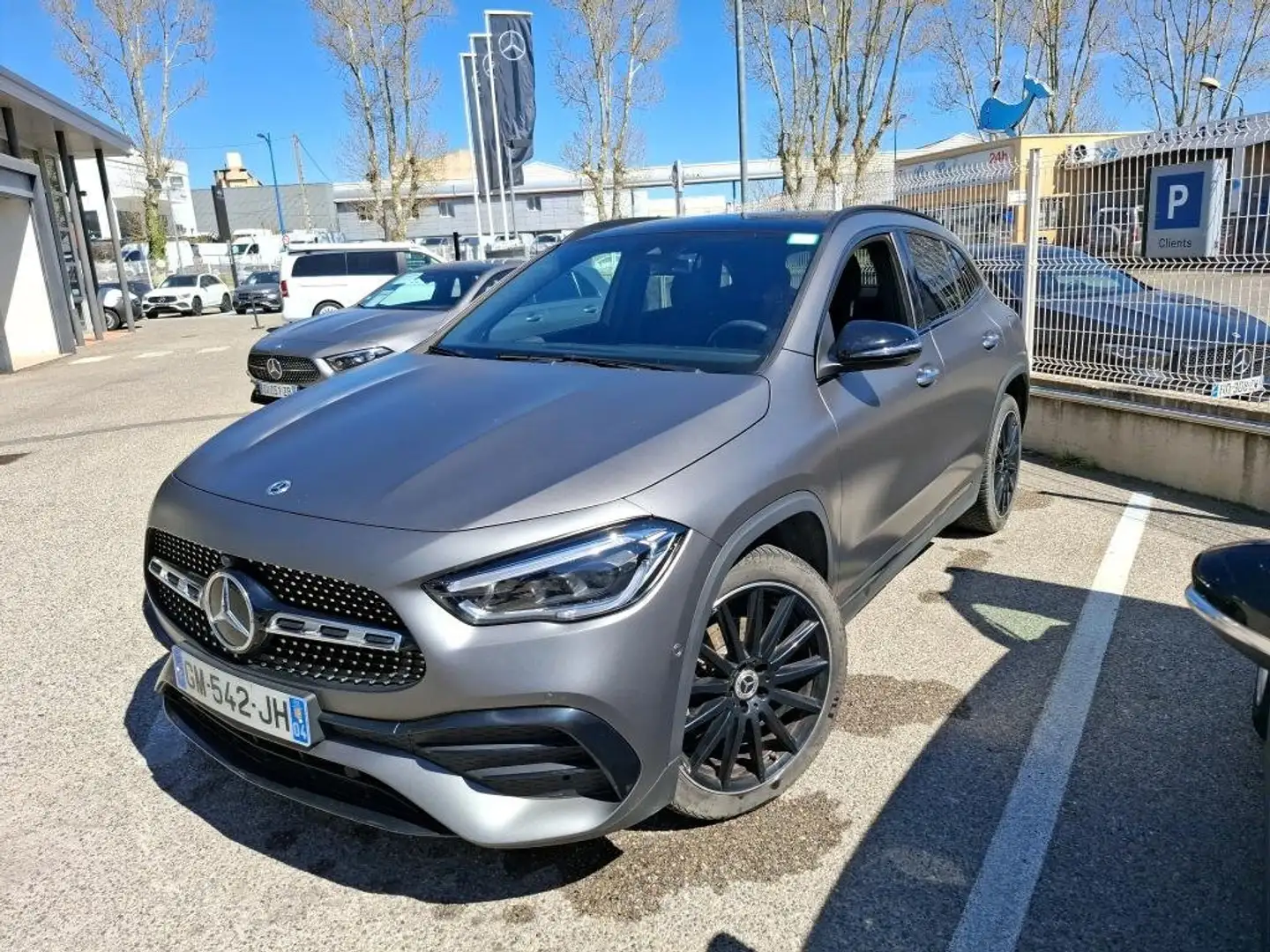 Mercedes-Benz GLA 250 GLA 250 e 8G-DCT AMG Line Gris - 1