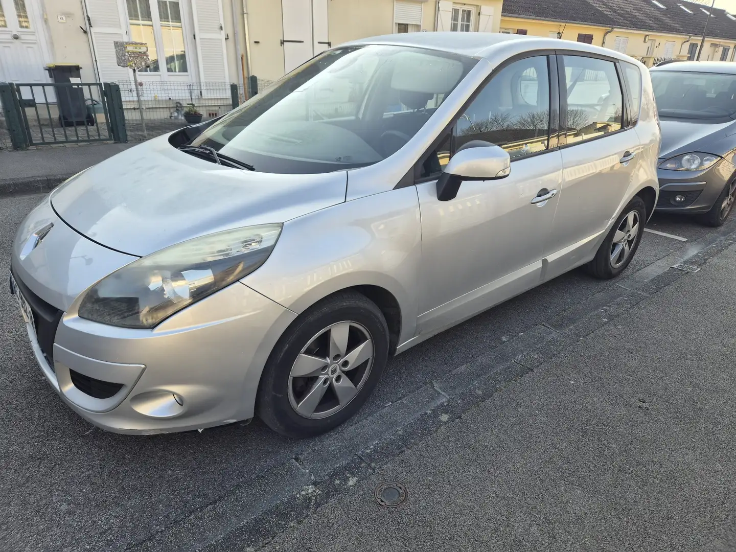 Renault Scenic 1.5 dCi 105 FAP eco2 Expression - 2