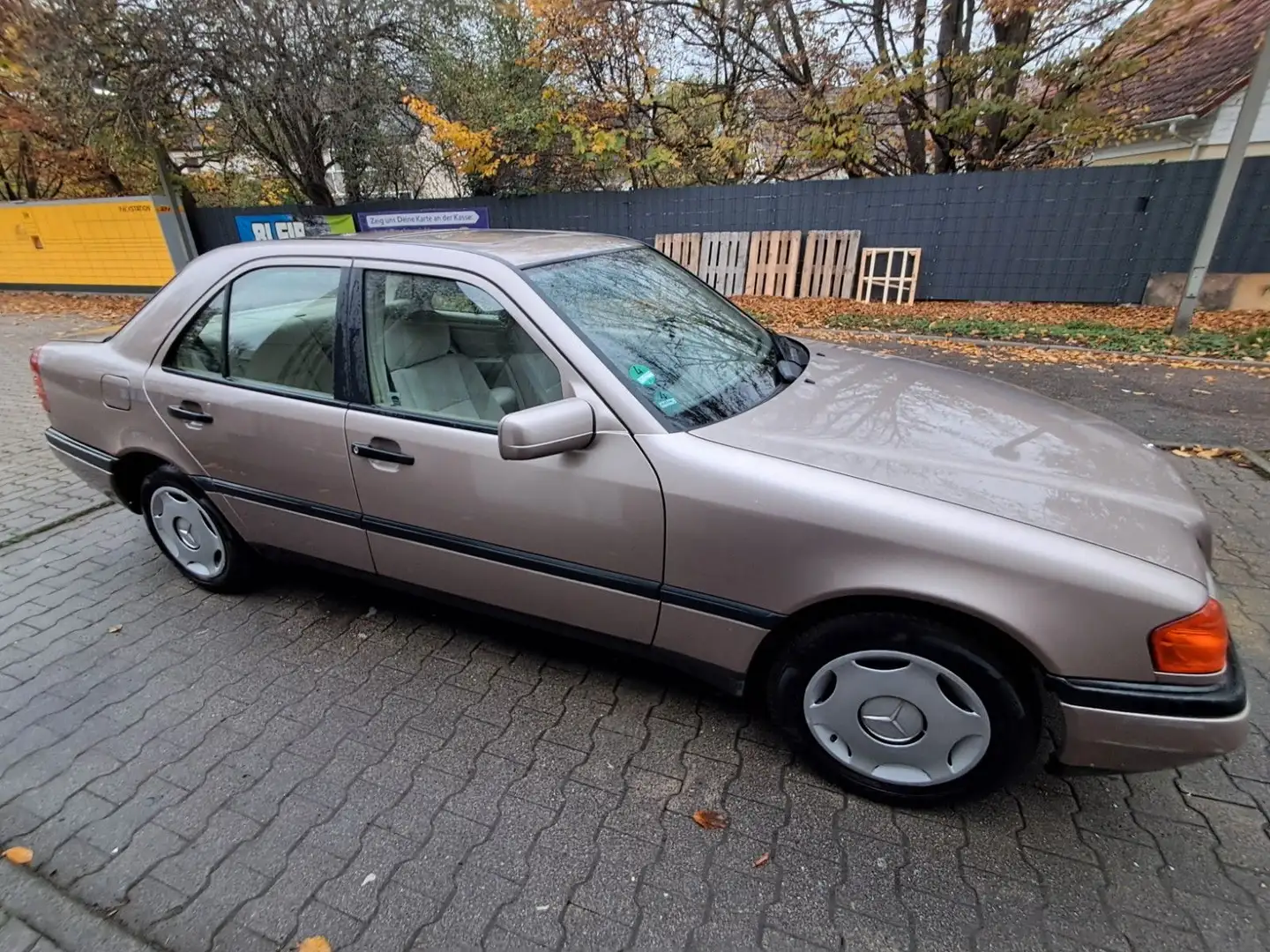 Mercedes-Benz C 220 Maro - 2