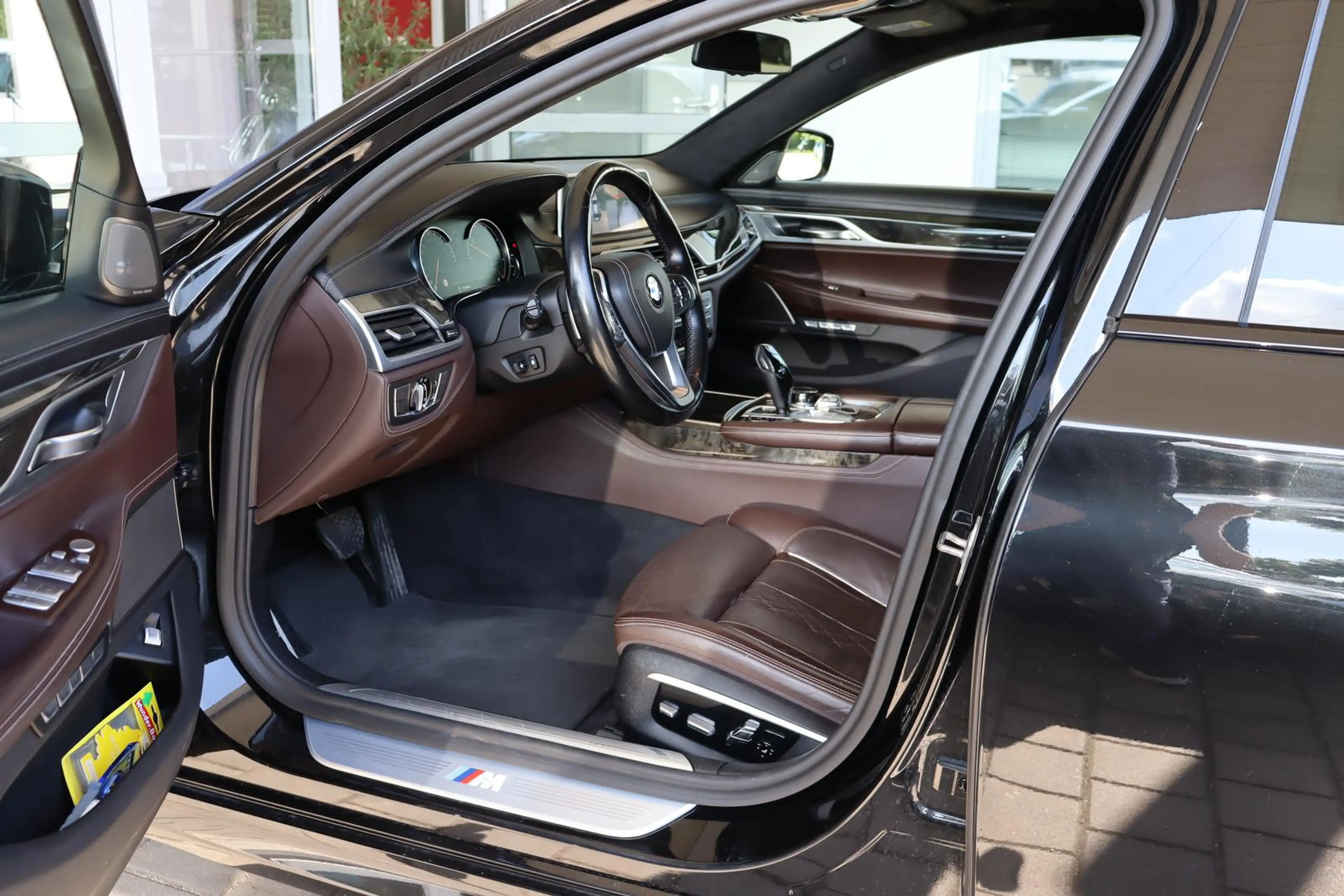 BMW 750 d L xDrive MSport/Experience/Assist/HUD/HK/TV — photo 7