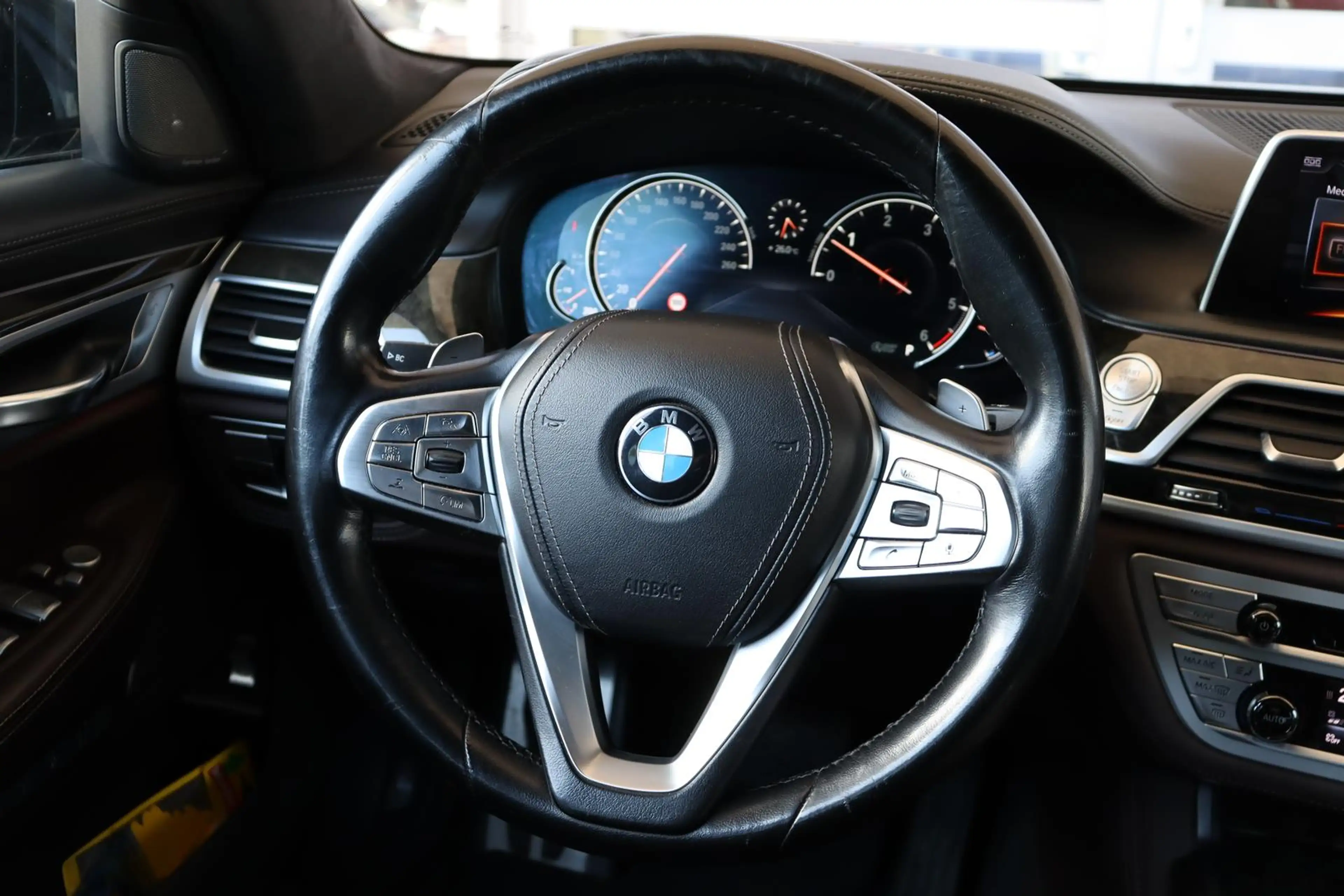 BMW 750 d L xDrive MSport/Experience/Assist/HUD/HK/TV — photo 15