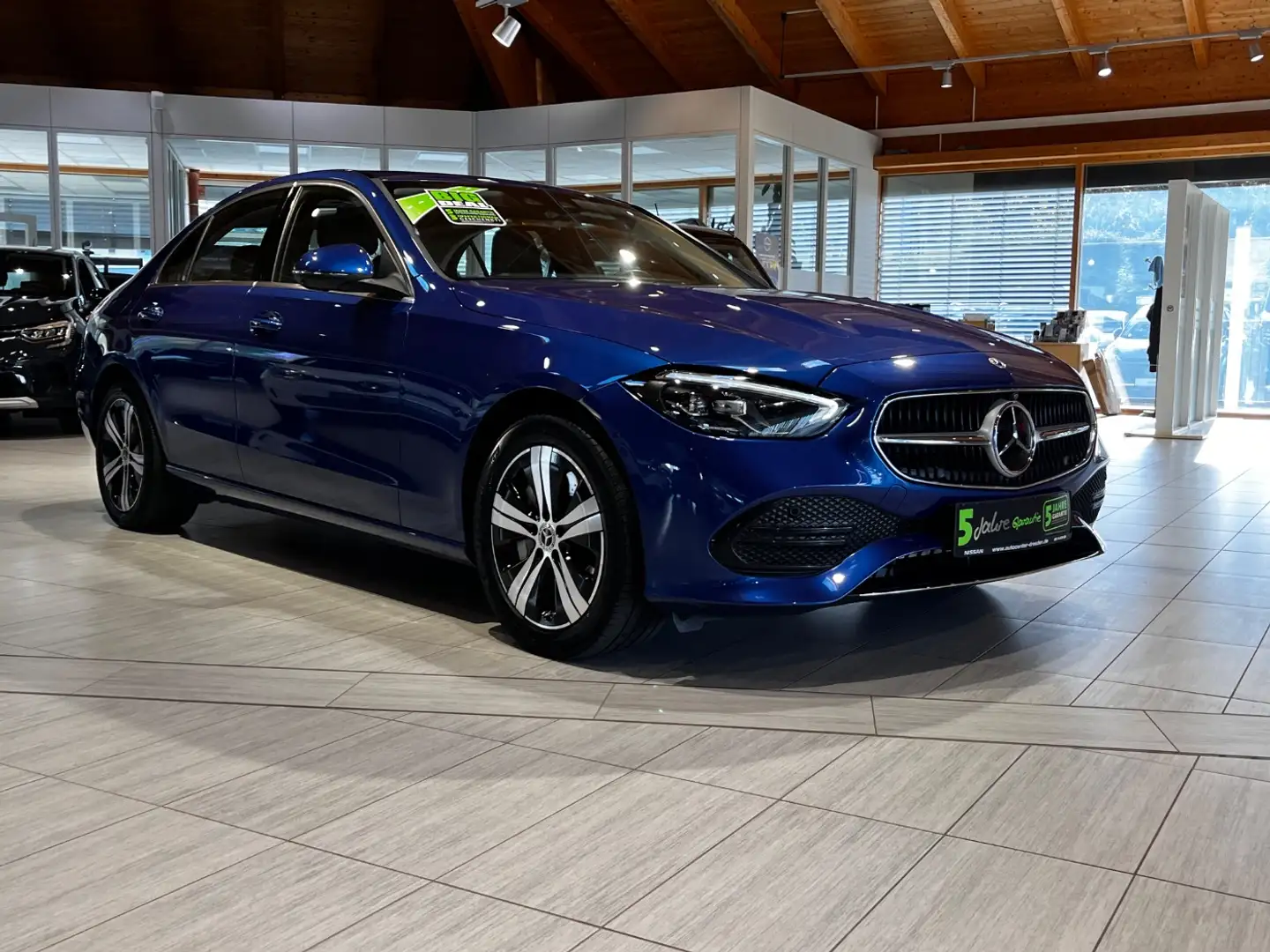 Mercedes-Benz C 300 e Avantgarde ACC+AHK+HUD+Navi+KAM+SR&WR+LED Blauw - 2