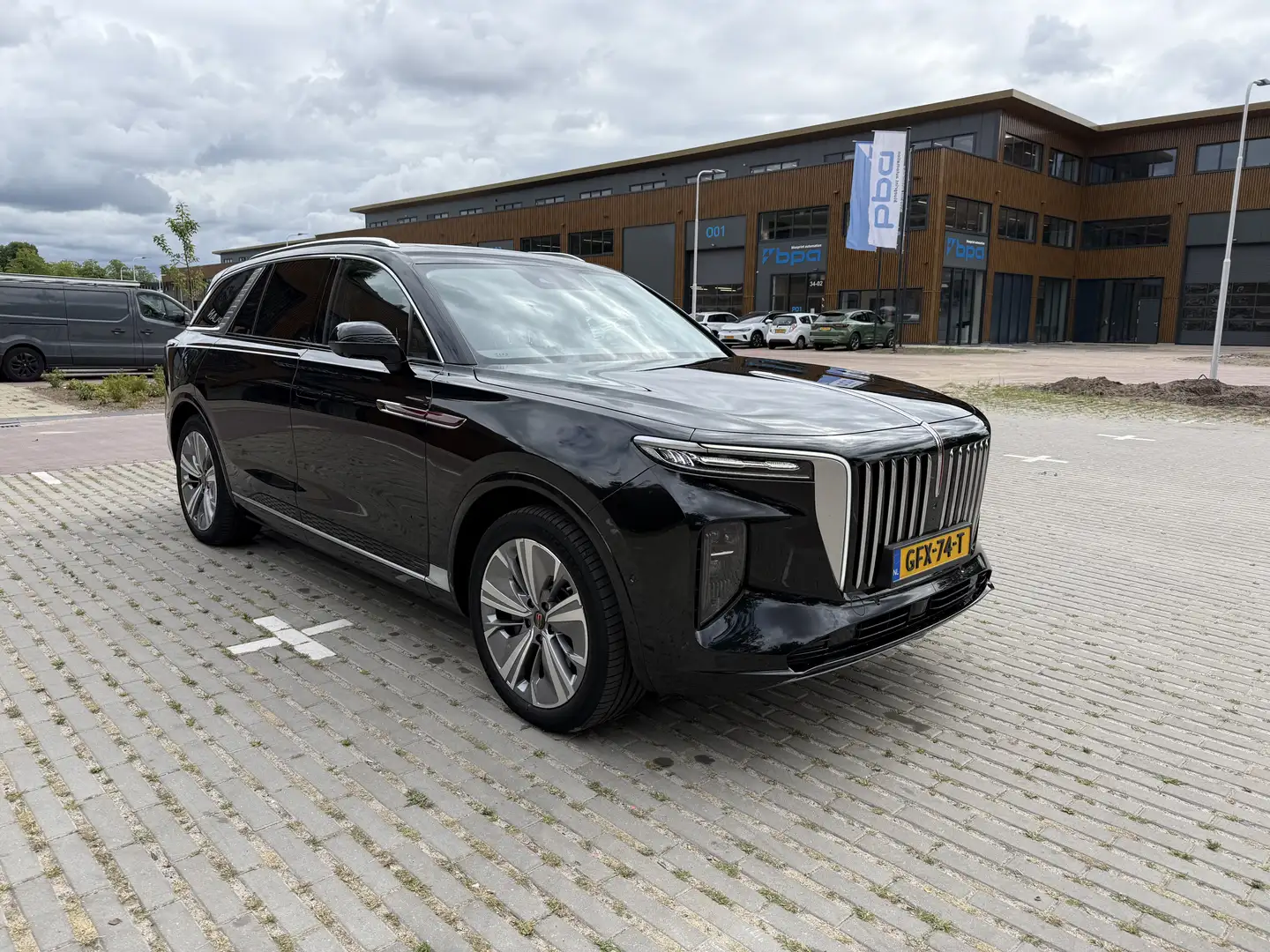Hongqi E-HS9 Executive 99 kWh 7-zitter | Zwart - 2