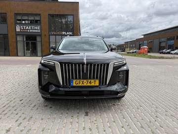 Executive 99 kWh 7-zitter | Zwart