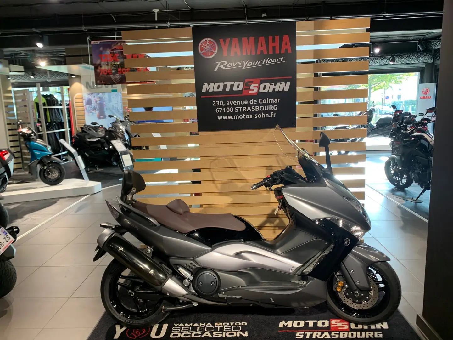 Yamaha TMAX 500 Gris - 1