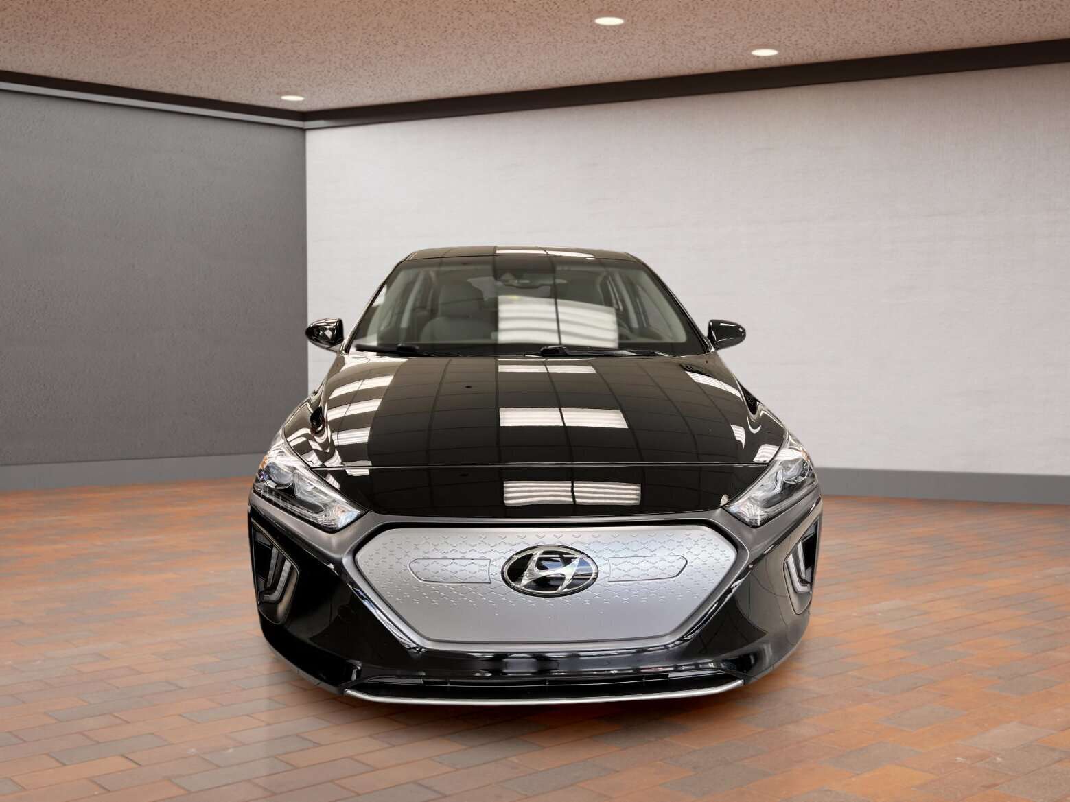 2021 Hyundai IONIQ PREFERRED A/C MAGS CRUISE SIEGES CHAUFFANTS — снимка 1