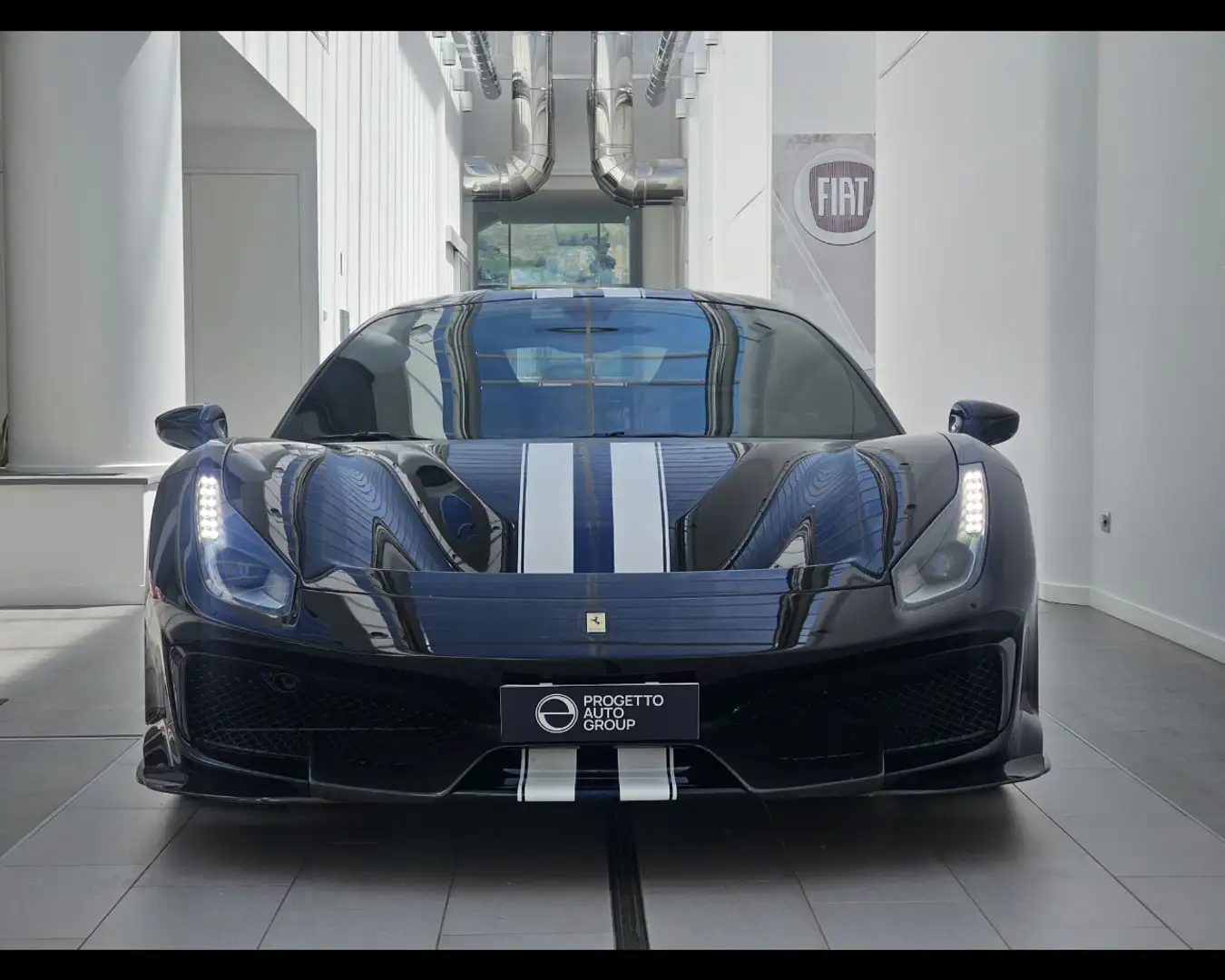 Ferrari 488 Pista Rot - 2