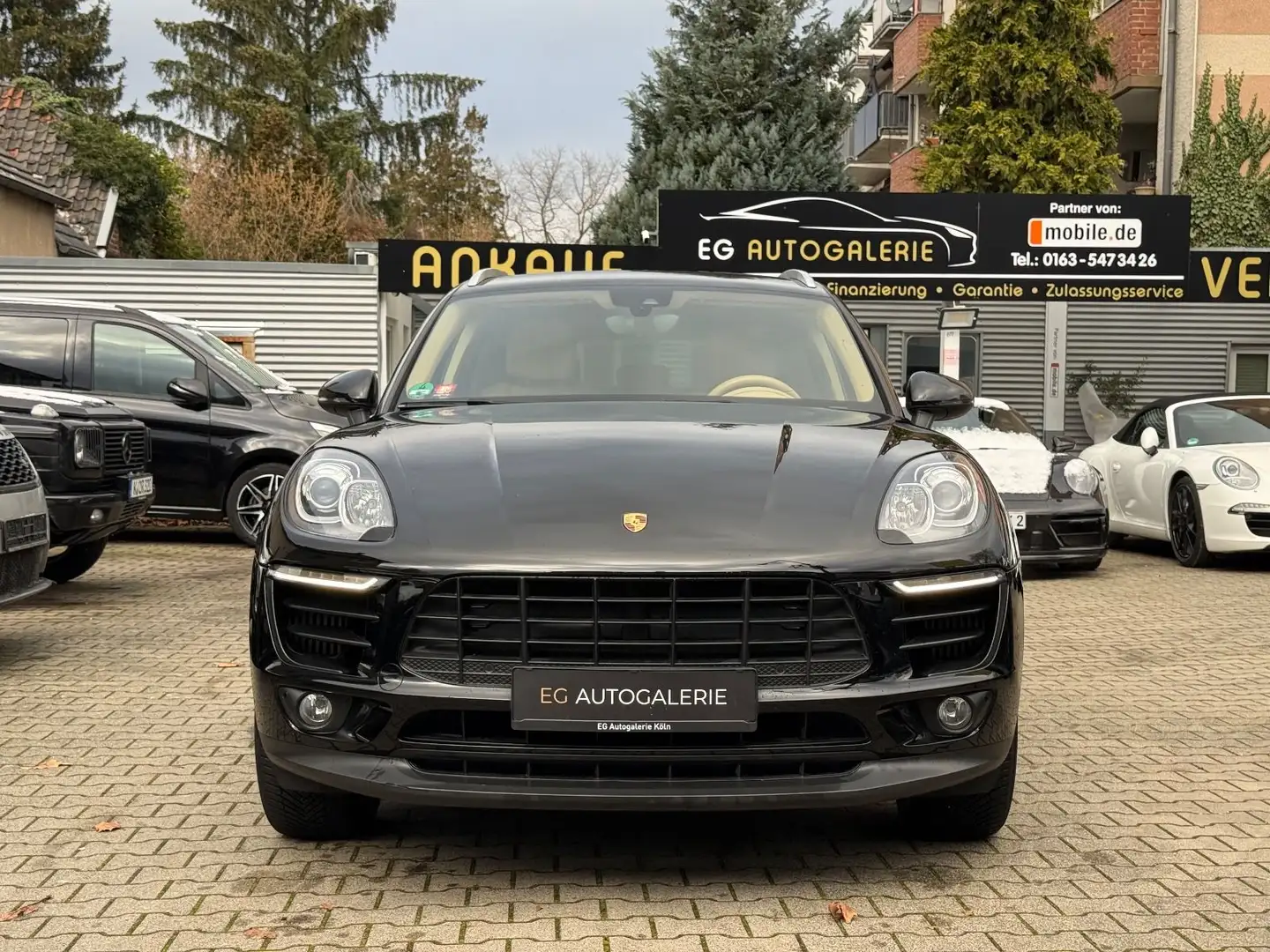 Porsche Macan S* DE-Fahrzeug*Scheckheftgepflegt Schwarz - 2