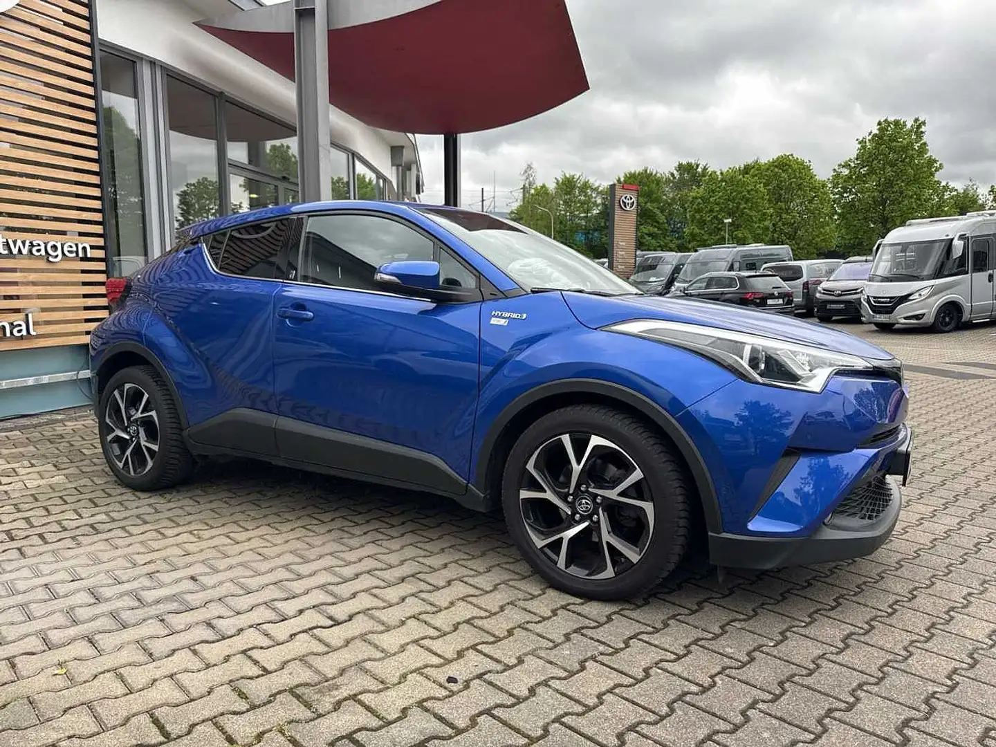Toyota C-HR Hybrid Style Selection SHZ, Einparkhilfe, LED, Tot Blau - 2