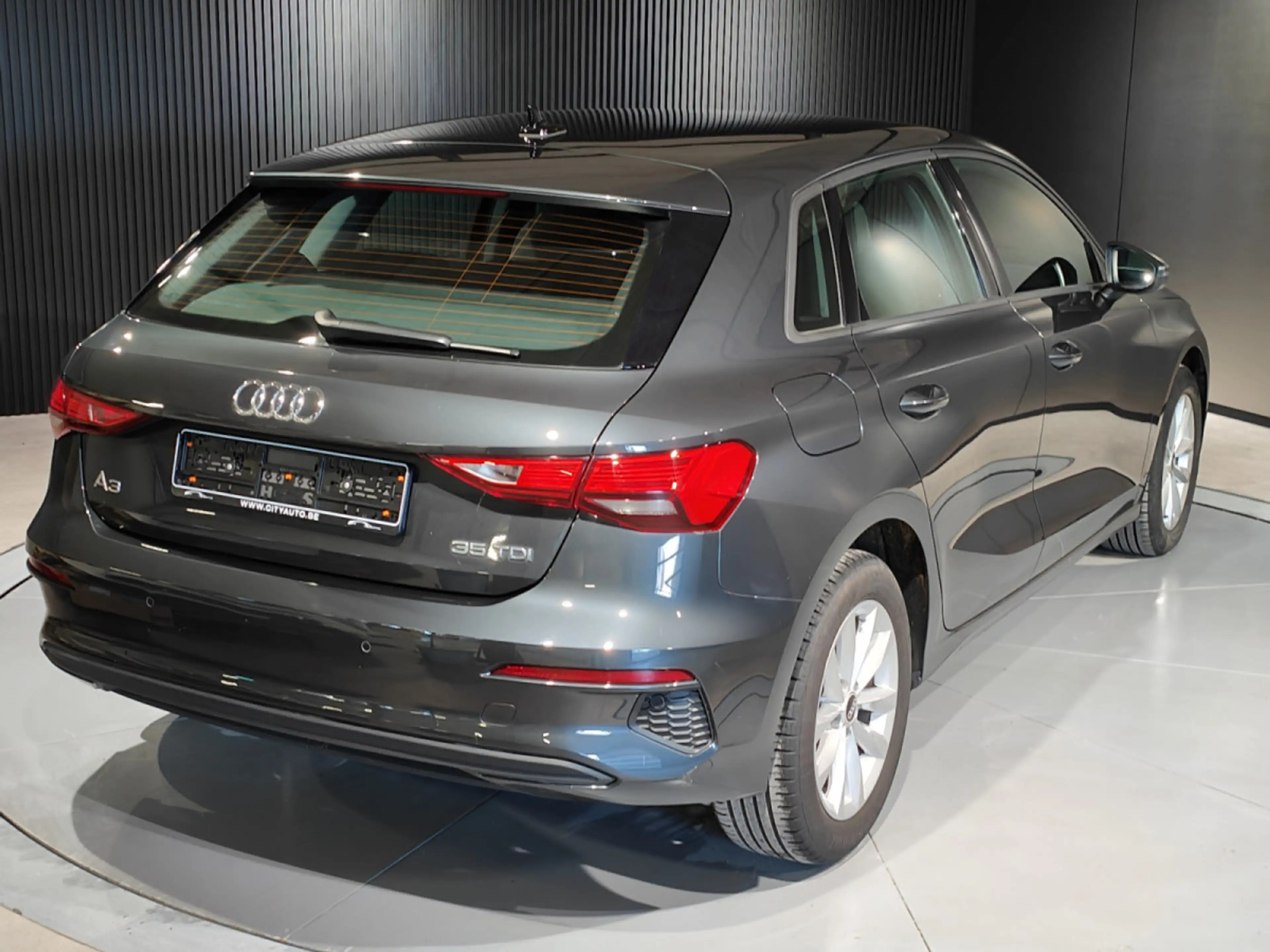 Audi A3 A3 SPORTBACK 35 TDi S-TRONIC CARPLAY VIRTUAL LED — photo 3