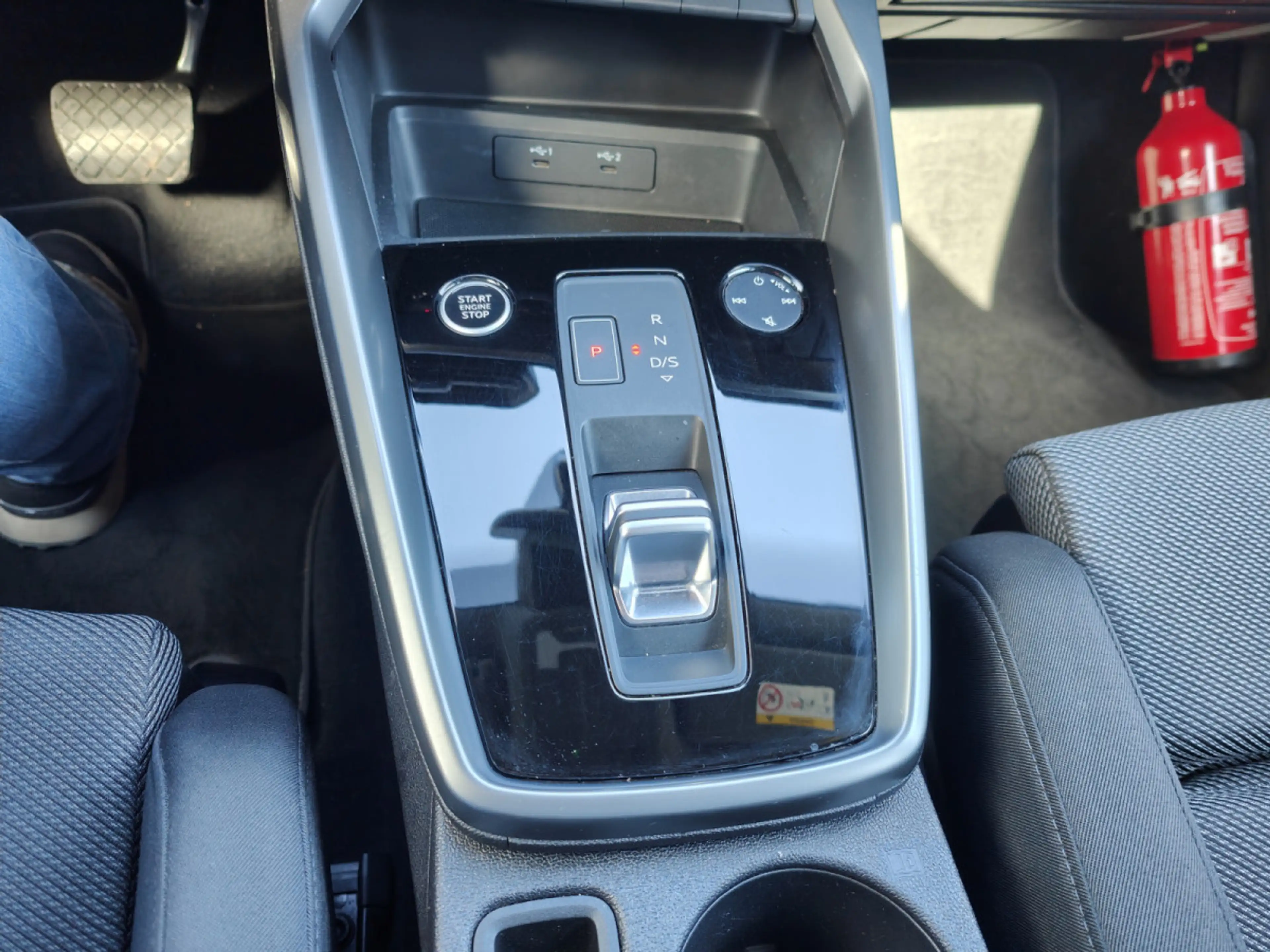 Audi A3 A3 SPORTBACK 35 TDi S-TRONIC CARPLAY VIRTUAL LED — photo 14