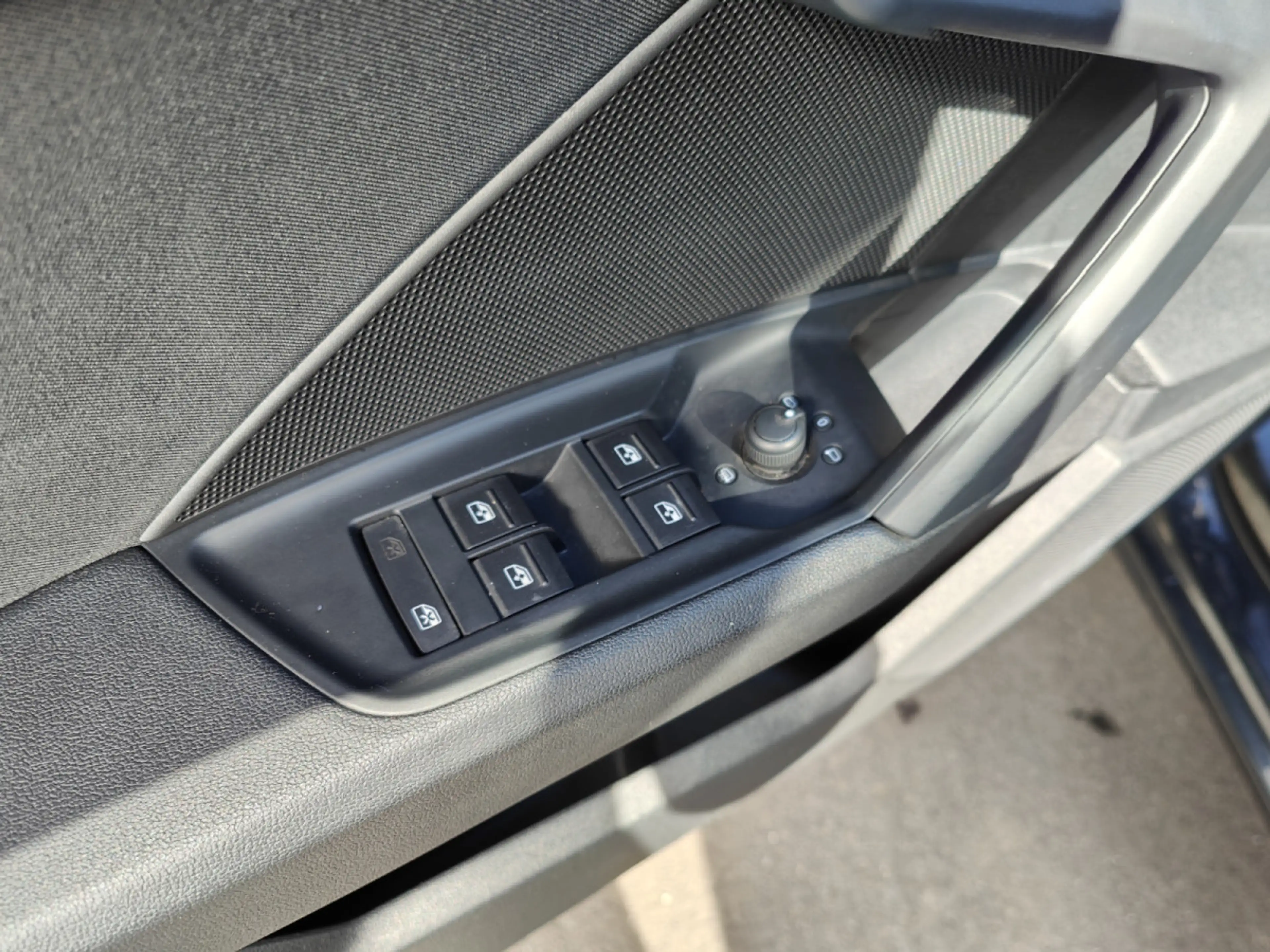 Audi A3 A3 SPORTBACK 35 TDi S-TRONIC CARPLAY VIRTUAL LED — photo 13