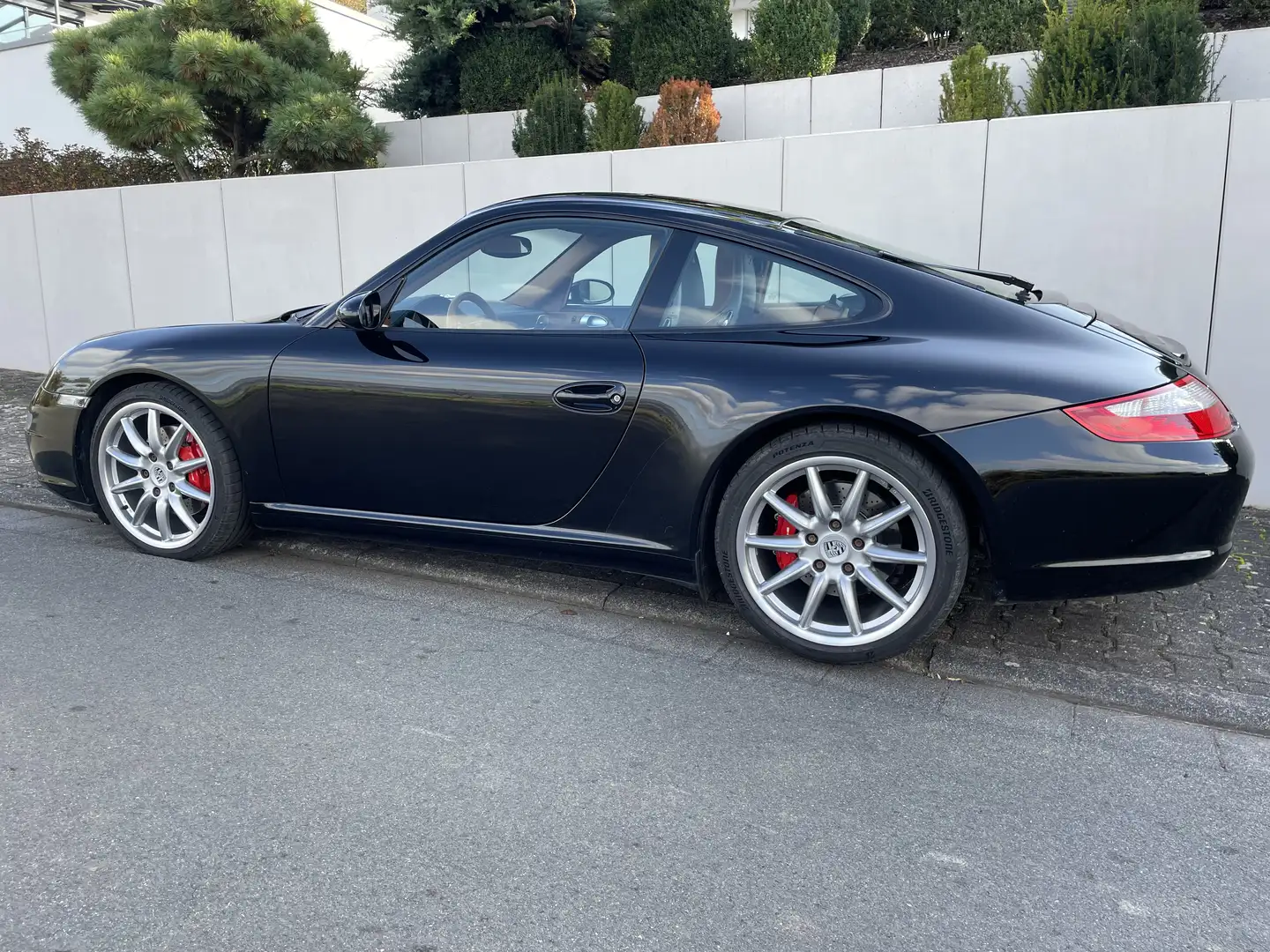 Porsche 997 Carrera S Coupe Schwarz - 1