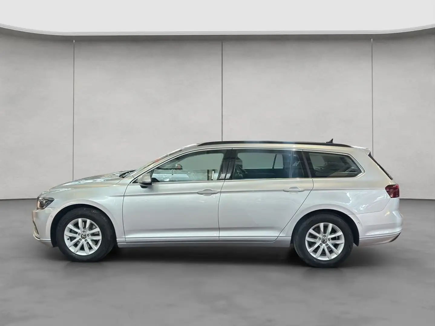 Volkswagen Passat Variant 2.0 TDI DSG Business AHK Silber - 2